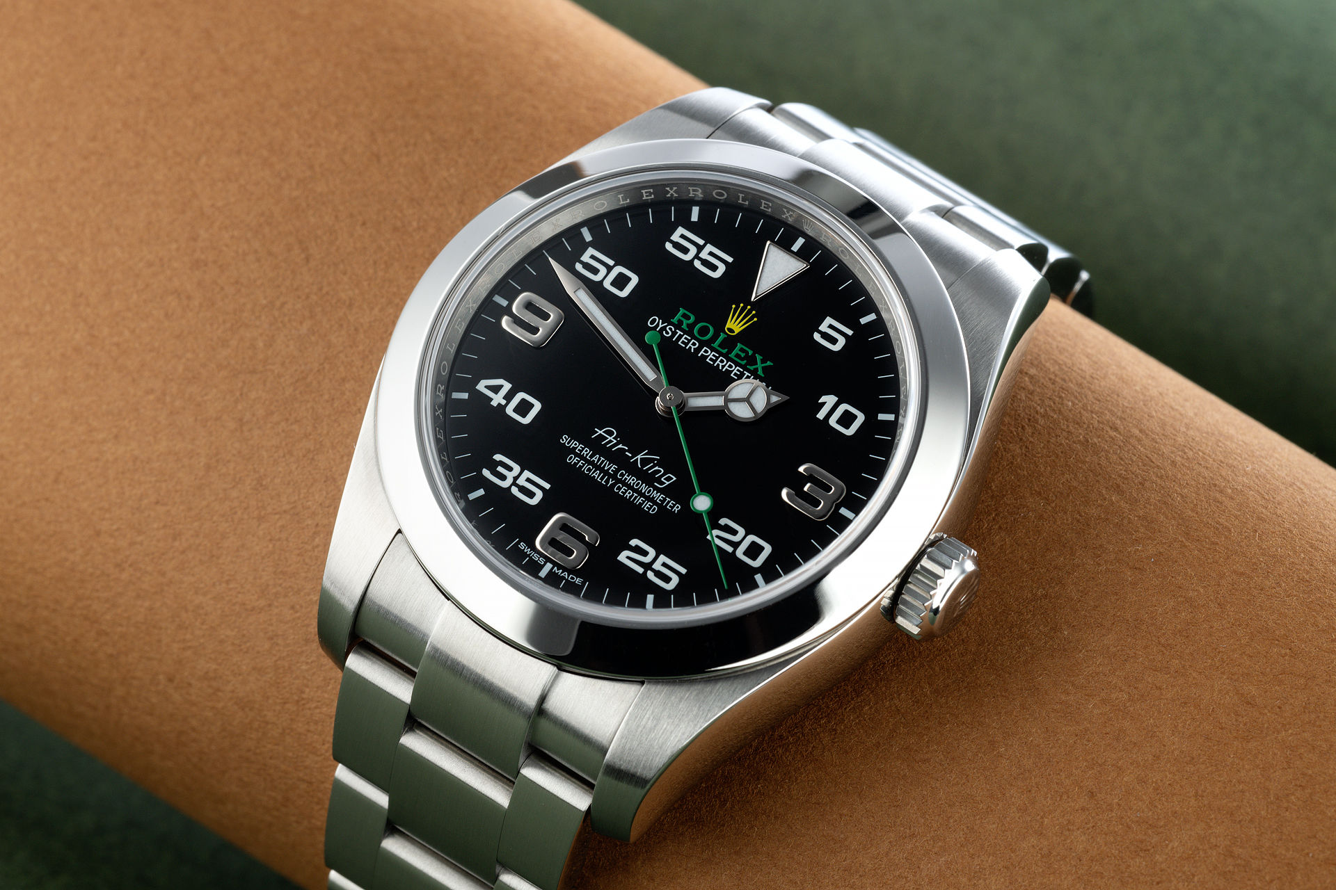 ref 116900 | 'Bloodhound Dial' Full Set | Rolex Air-King