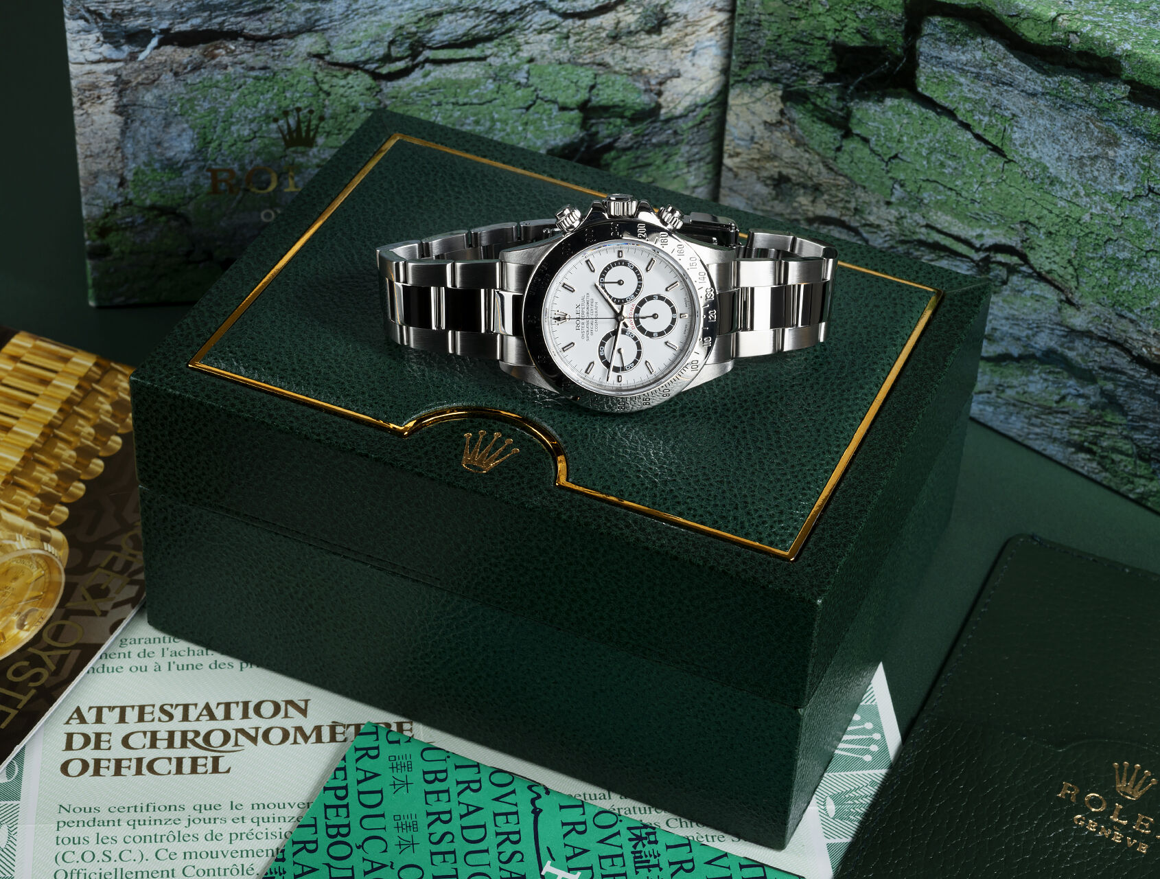 ref 16520 | 16520 - Box & Certificate | Rolex Cosmograph Daytona