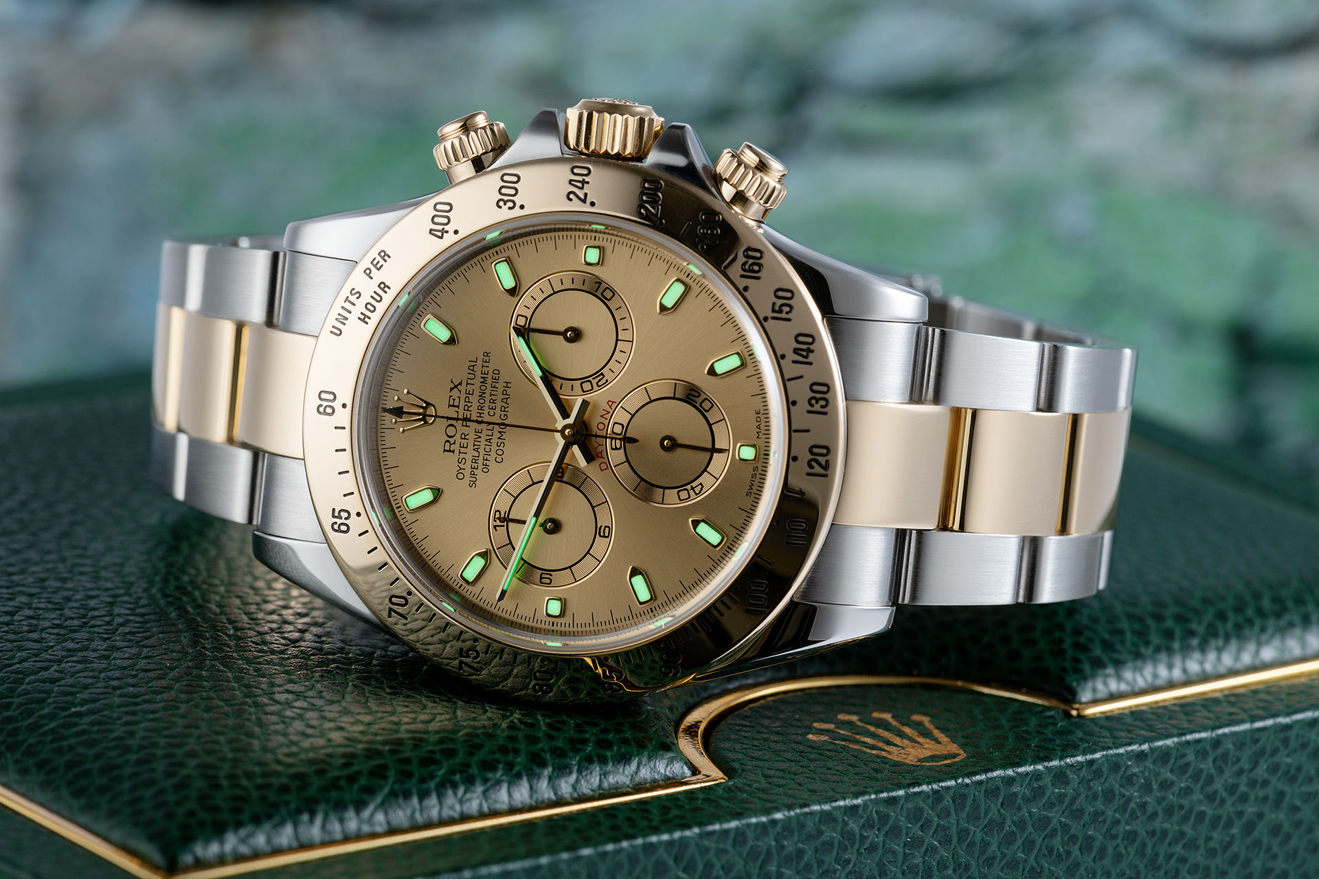 ref 116523 | 18ct Gold & Steel 'Complete Set' | Rolex Cosmograph Daytona