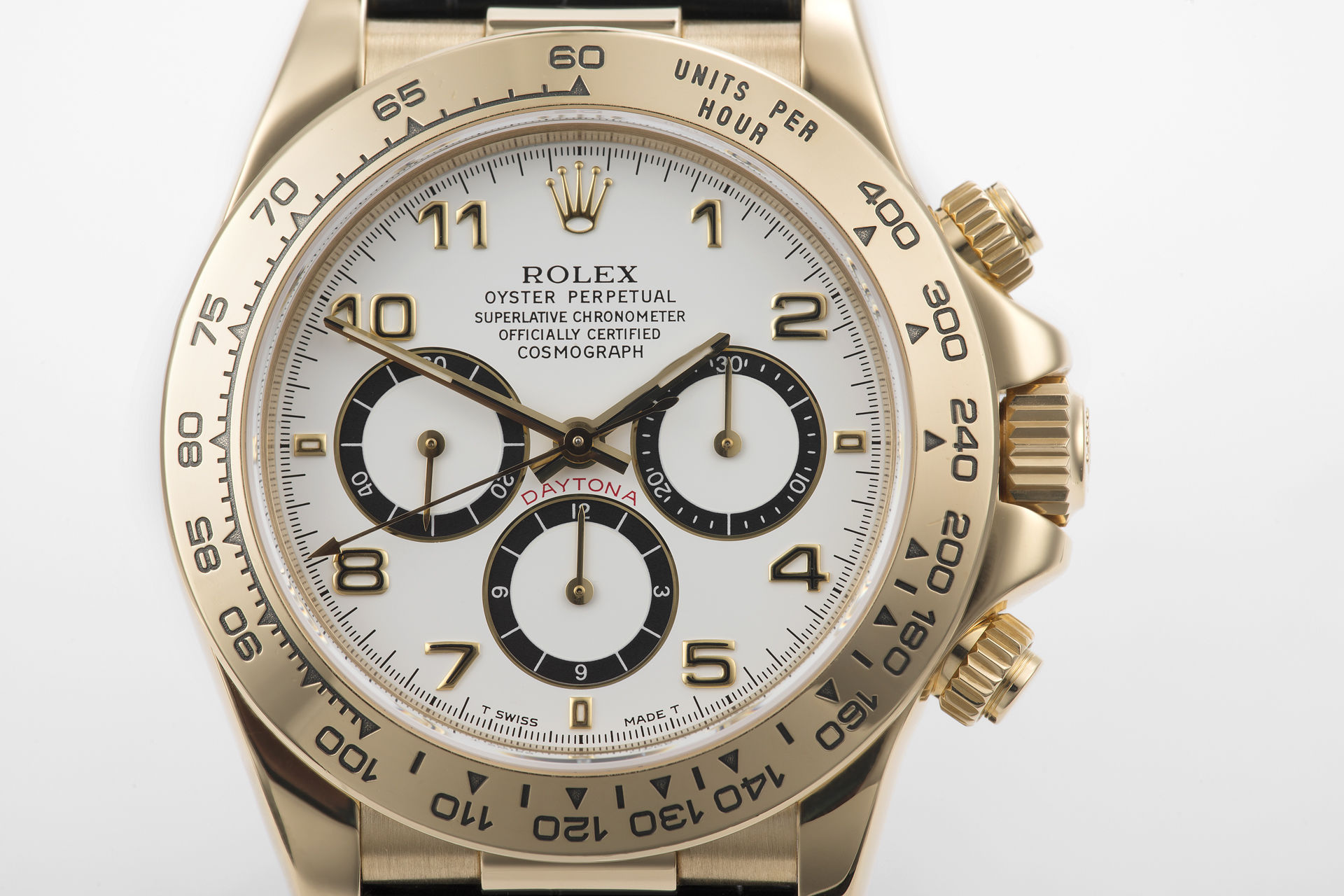 ref 16518 | 18ct Gold 'Rolex Warranty' | Rolex Cosmograph Daytona