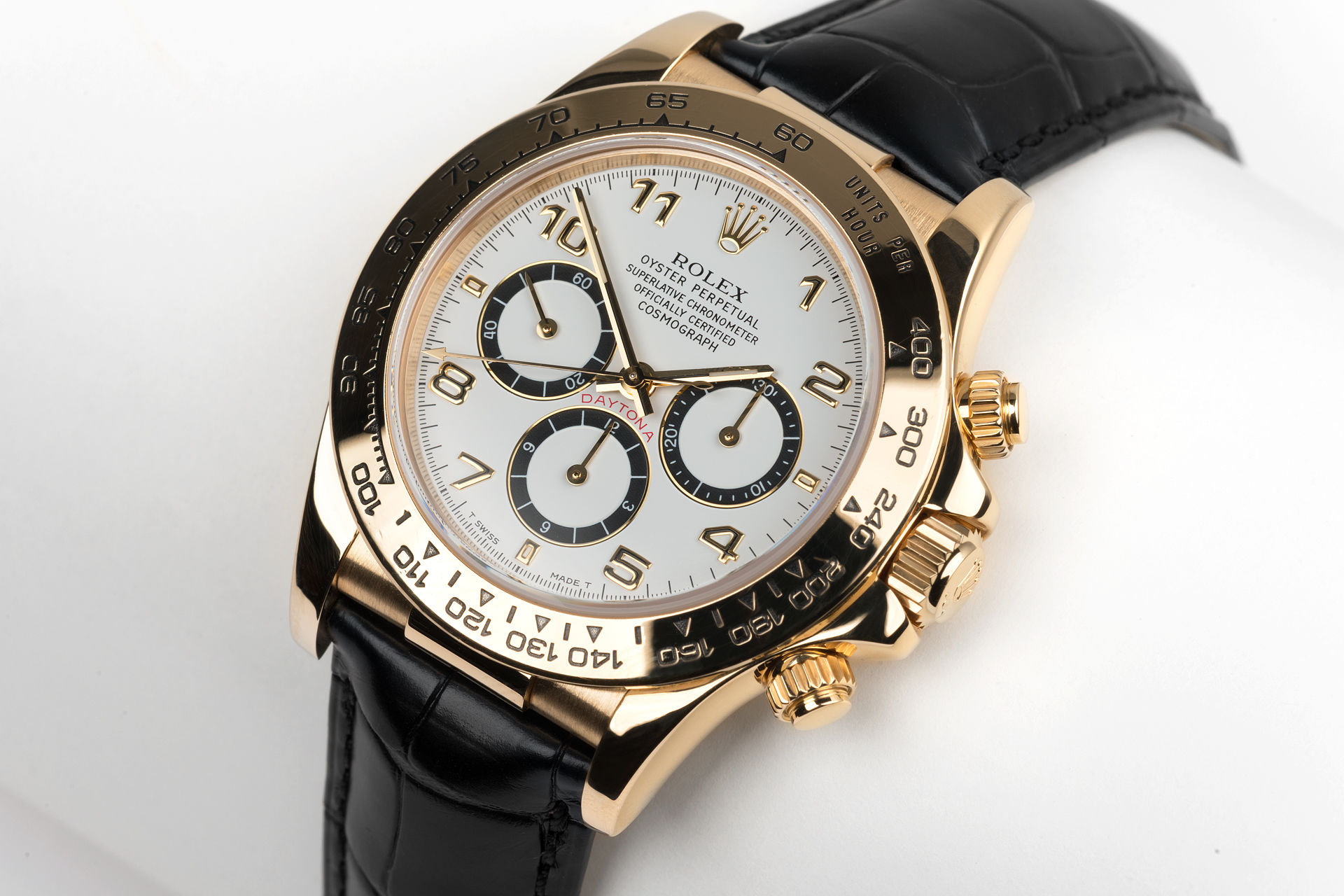 ref 16518 | 18ct Gold 'Rolex Warranty' | Rolex Cosmograph Daytona