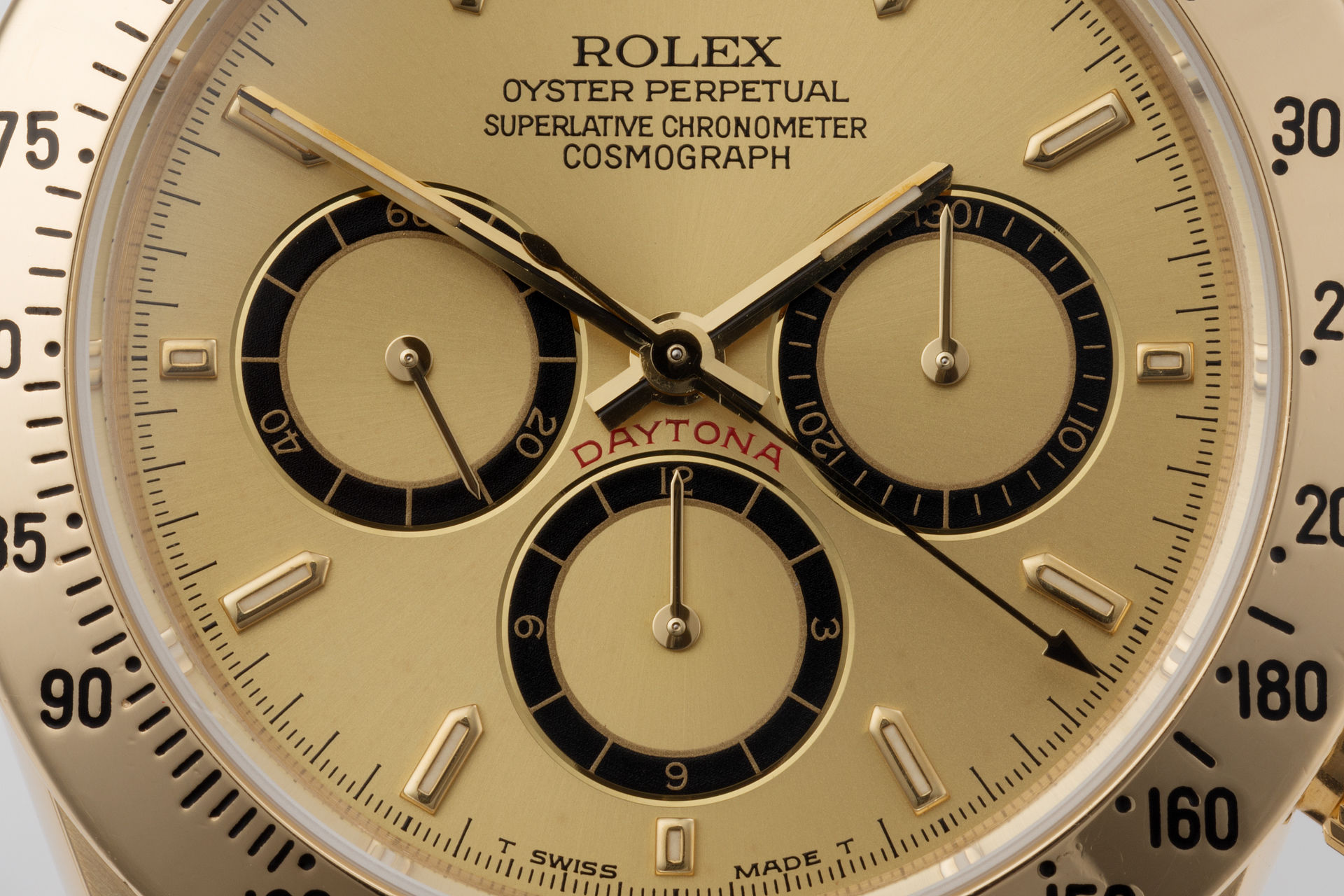 ref 16528 | 18ct Yellow Gold 'Zenith Movement' | Rolex Cosmograph Daytona