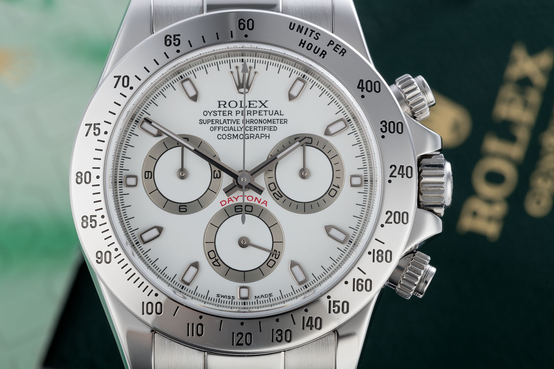 ref 116520 | 'Box & Certificate' | Rolex Cosmograph Daytona