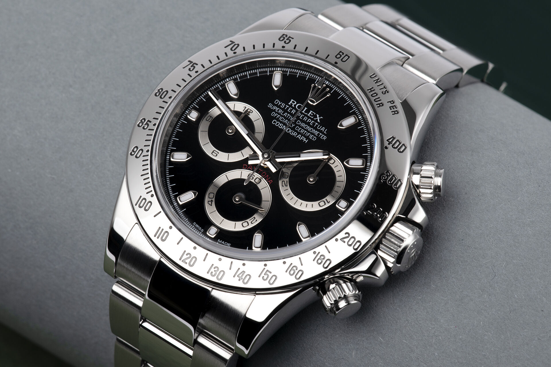 ref 116520 | Box & Certificate | Rolex Cosmograph Daytona