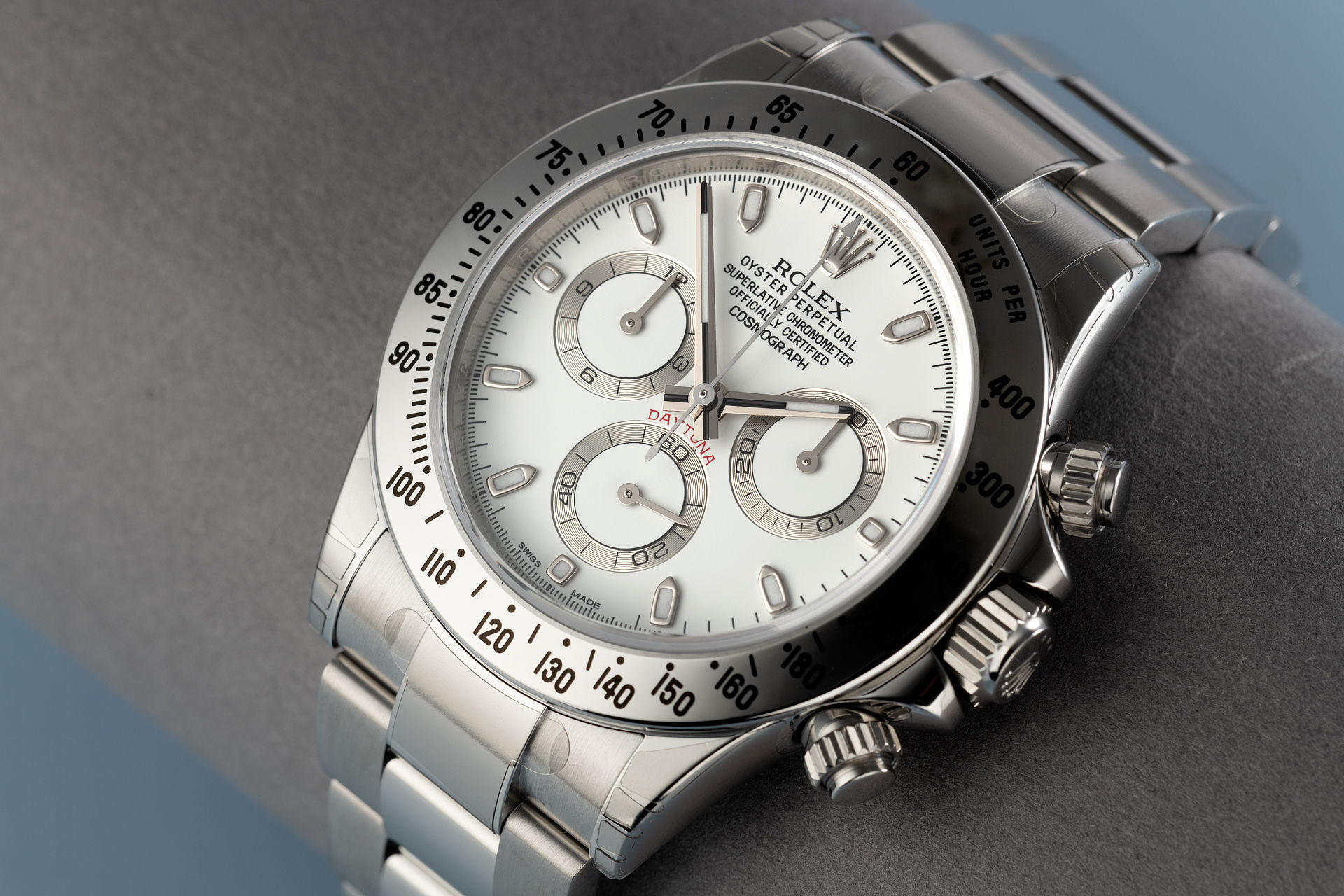 ref 116520 | Brand New Fully Stickered | Rolex Cosmograph Daytona