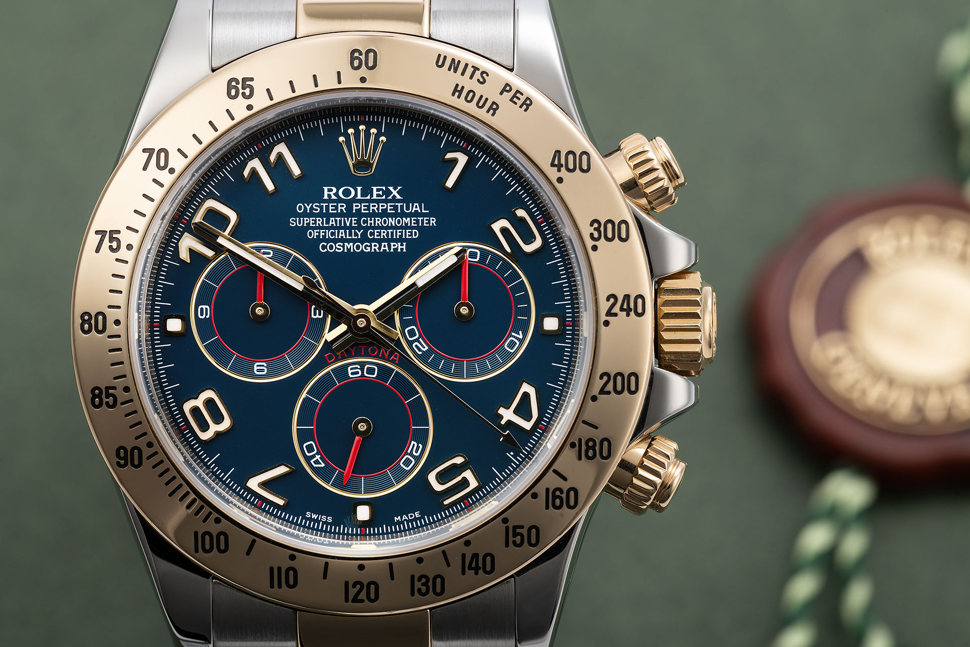 ref 116523 | Gold & Steel  | Rolex Cosmograph Daytona