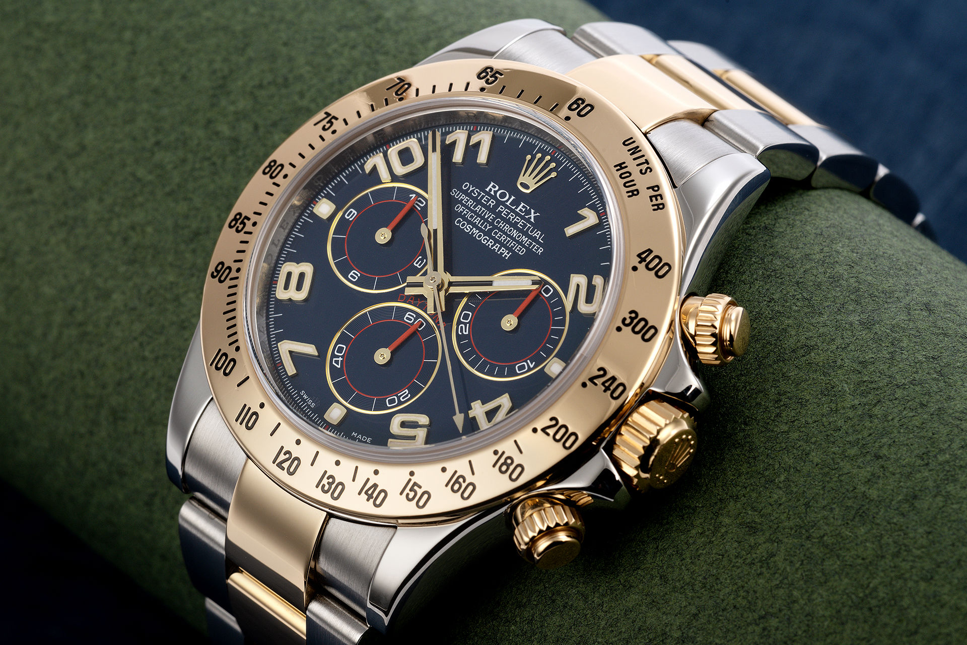 ref 116523 | Gold & Steel  | Rolex Cosmograph Daytona