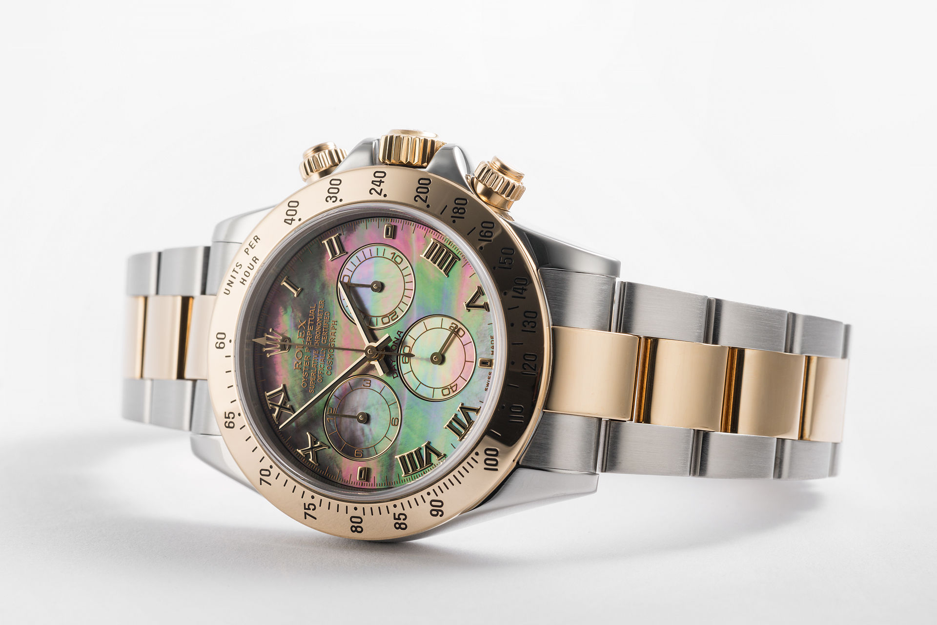 ref 116523 | 'Mother Of Pearl' Gold & Steel | Rolex Cosmograph Daytona