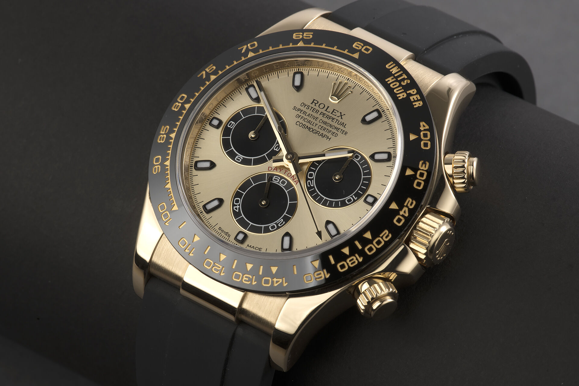 ref 116518LN | 'Yellow Gold' Cerachrom Bezel | Rolex Cosmograph Daytona