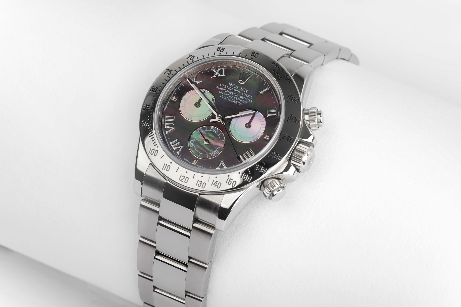 ref 116520 | Special Order Mother of Pearl Dial | Rolex Cosmograph Daytona