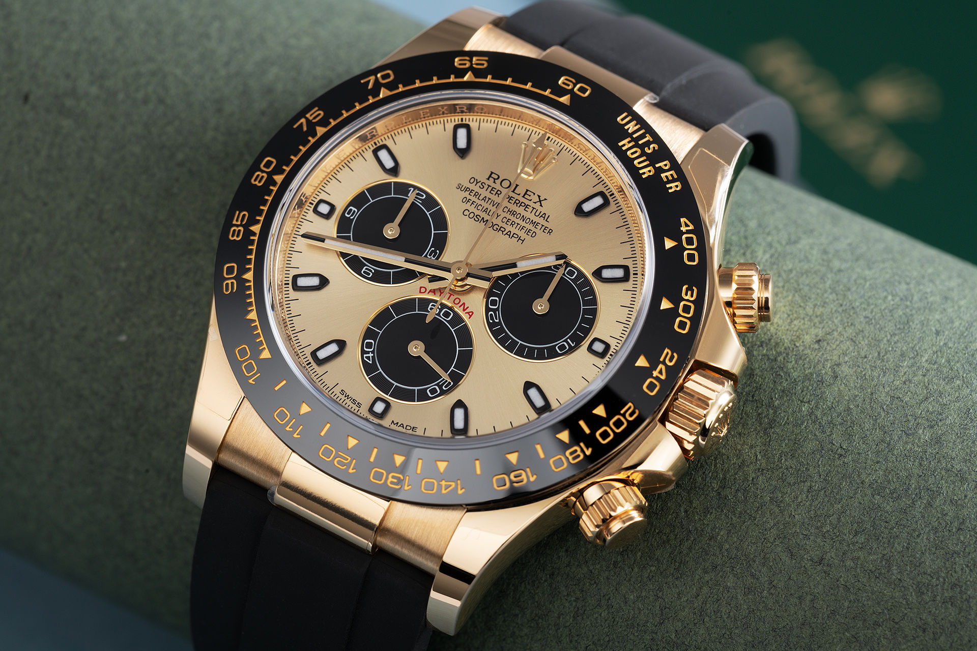 ref 116518LN | Yellow Gold 'Oysterflex' | Rolex Cosmograph Daytona