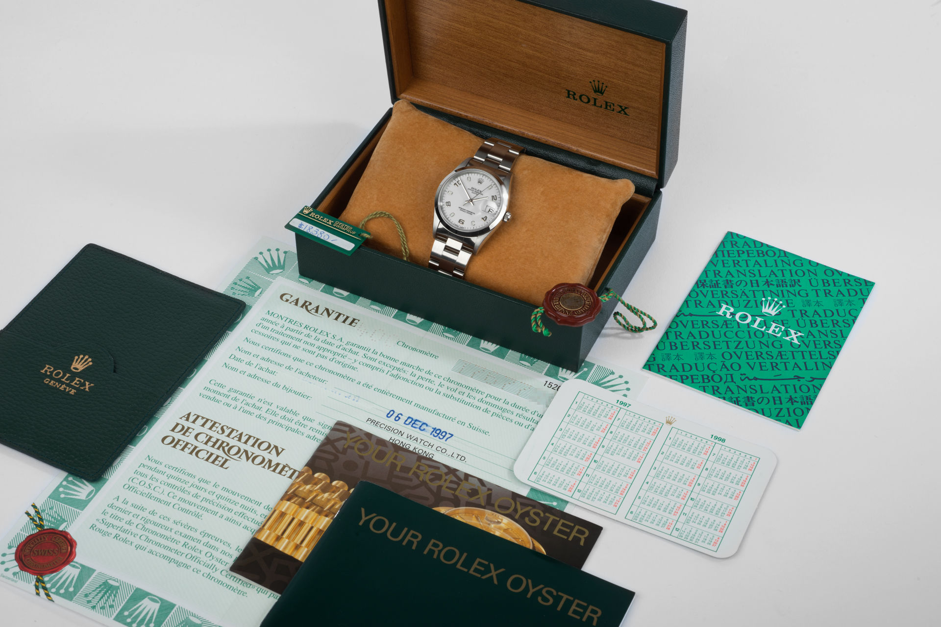 ref 15200 | 34mm 'Box and Papers' | Rolex Date