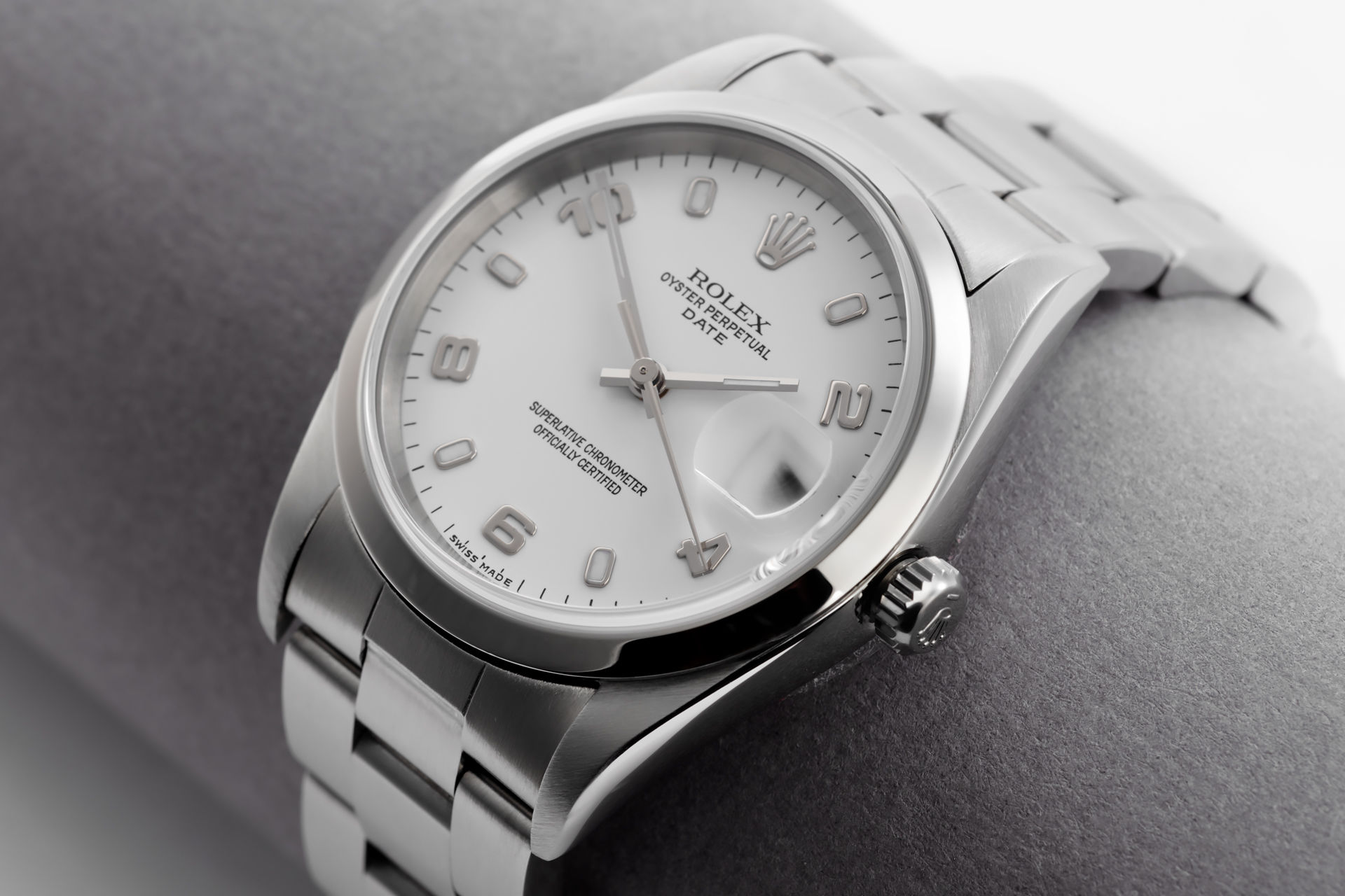 ref 15200 | 34mm Classic Model | Rolex Date