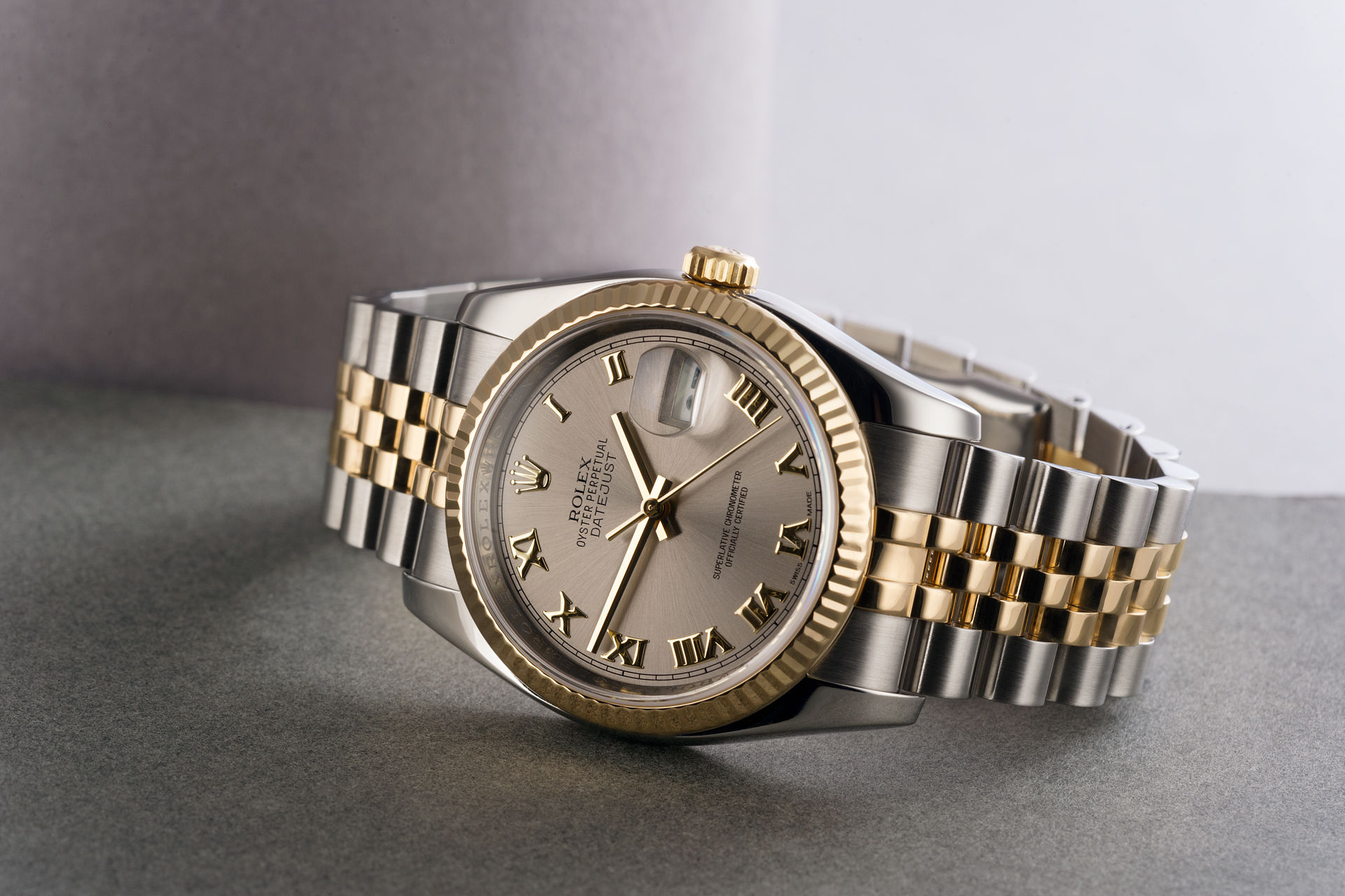 ref 116233 | 18ct Gold & Steel 'Full Set' | Rolex Datejust