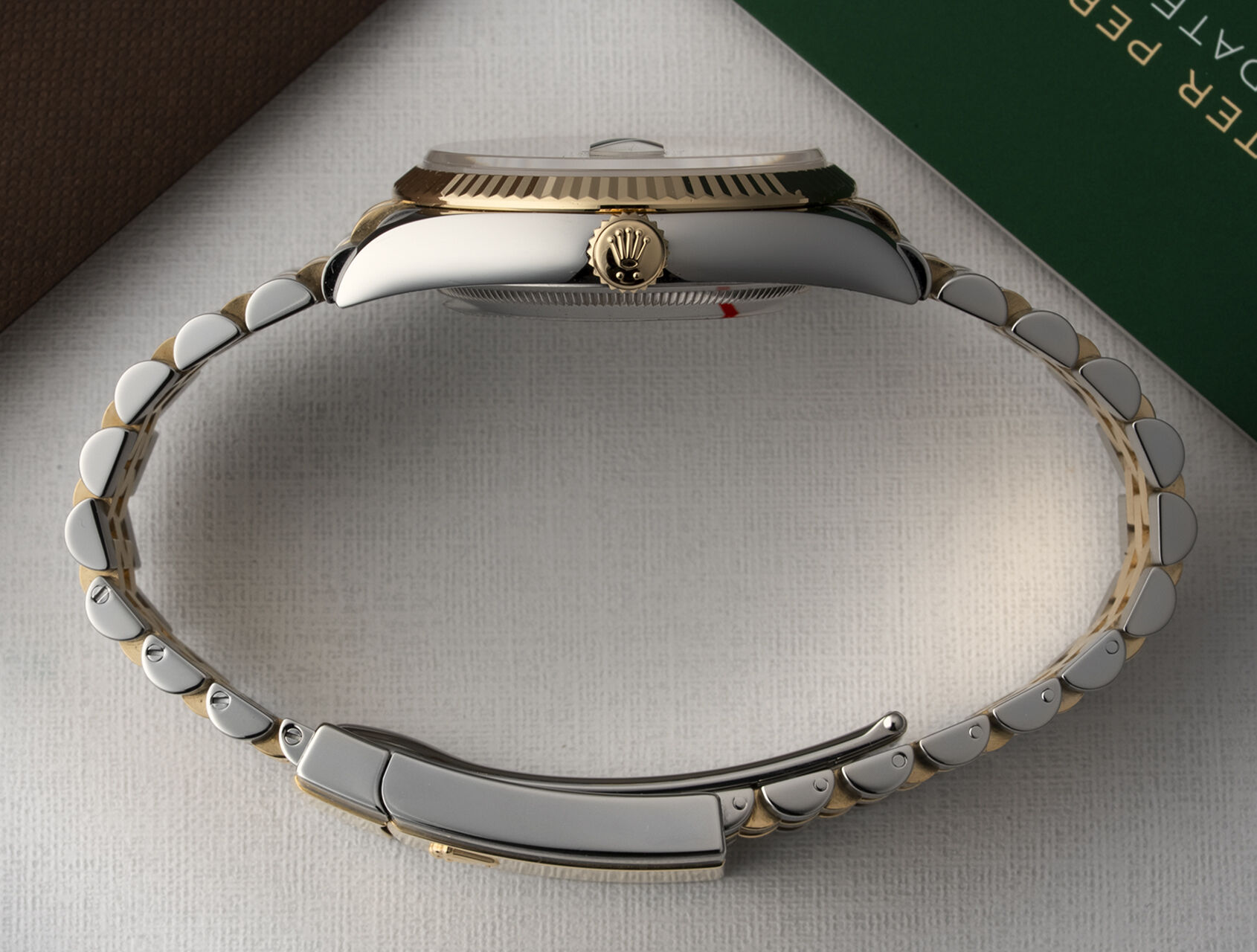 ref 126233 | 126233 - Box & Certificate | Rolex Datejust 36