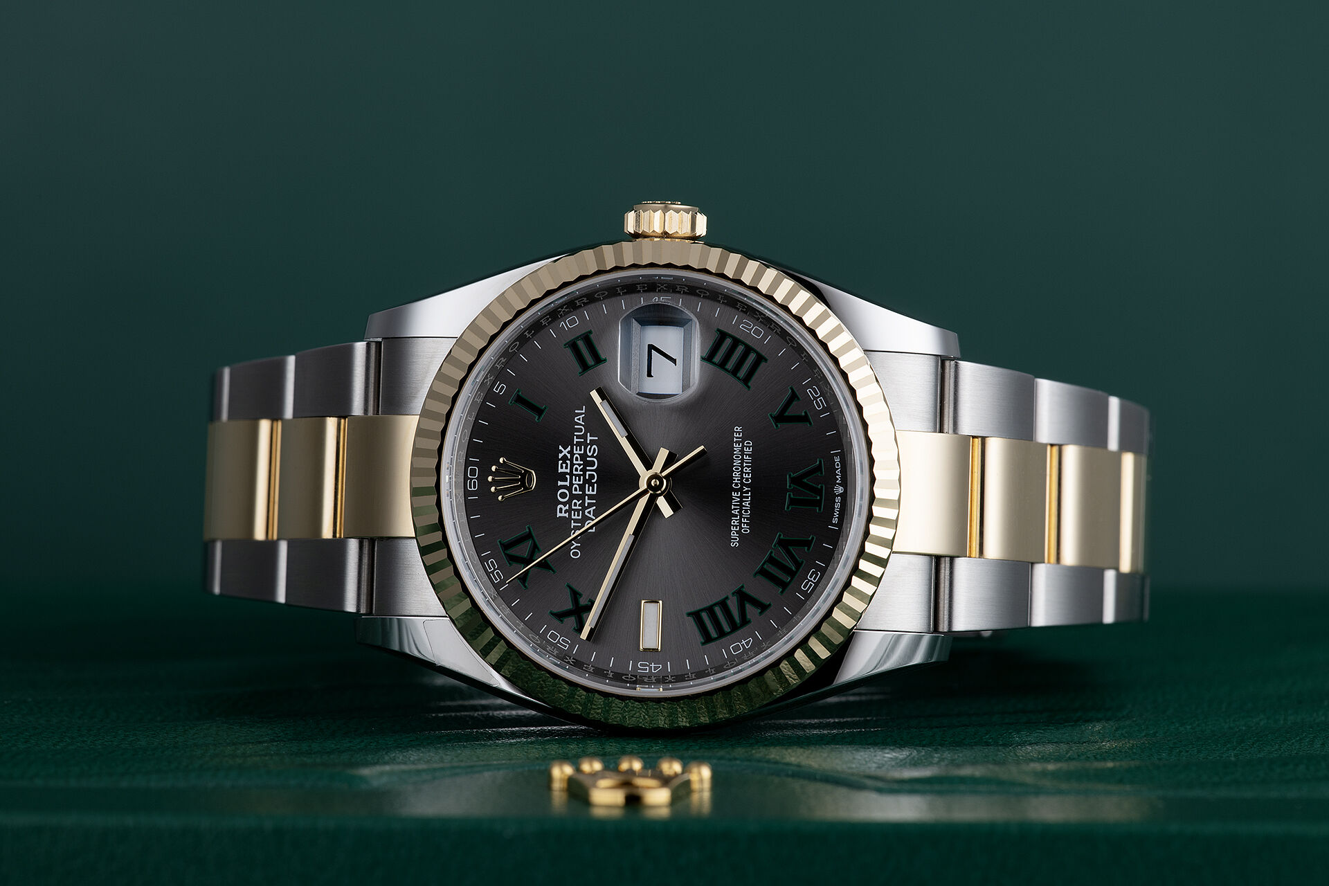 ref 126233 | Gold & Steel | Rolex Datejust 36