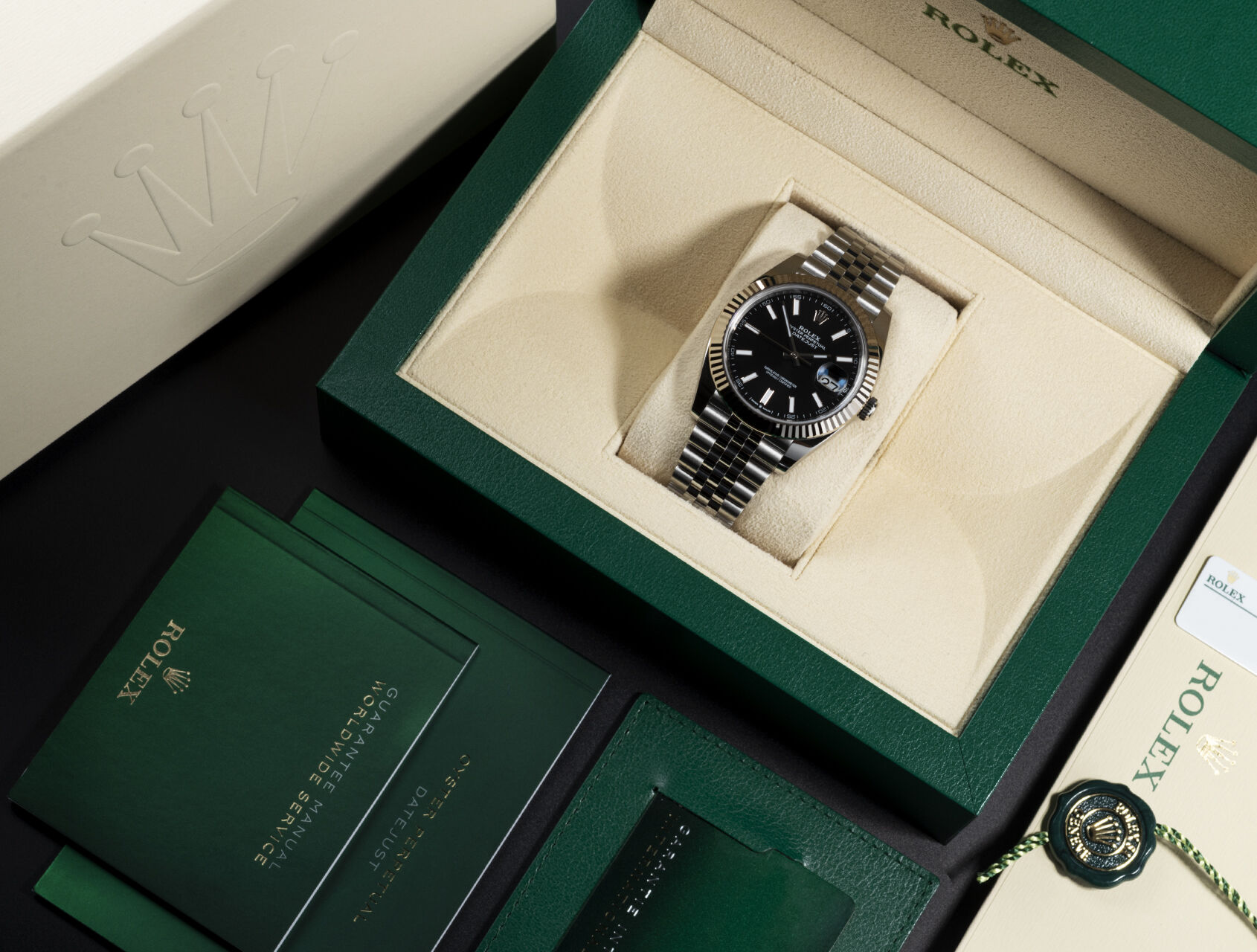 ref 126334 | 126334 - Box & Certificate | Rolex Datejust 41