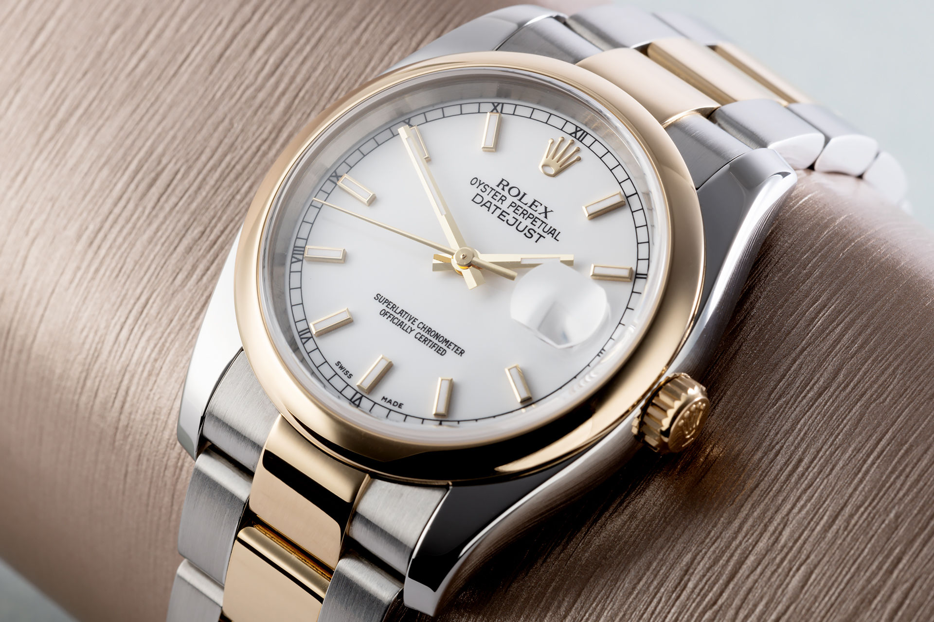 ref 116203 | Box & Certificate 'Roulette' | Rolex Datejust