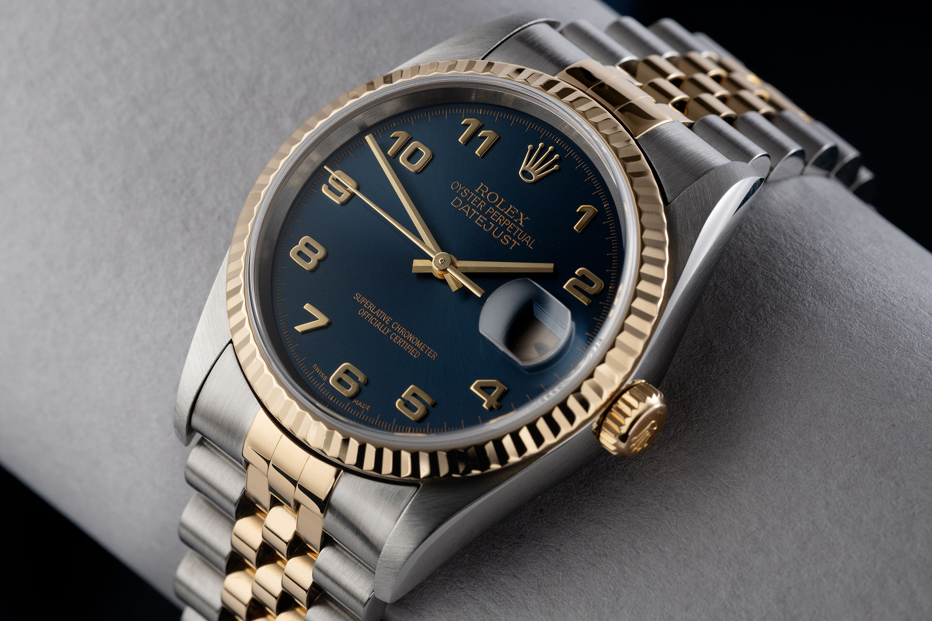 ref 16233 | Box & Certificate  | Rolex Datejust