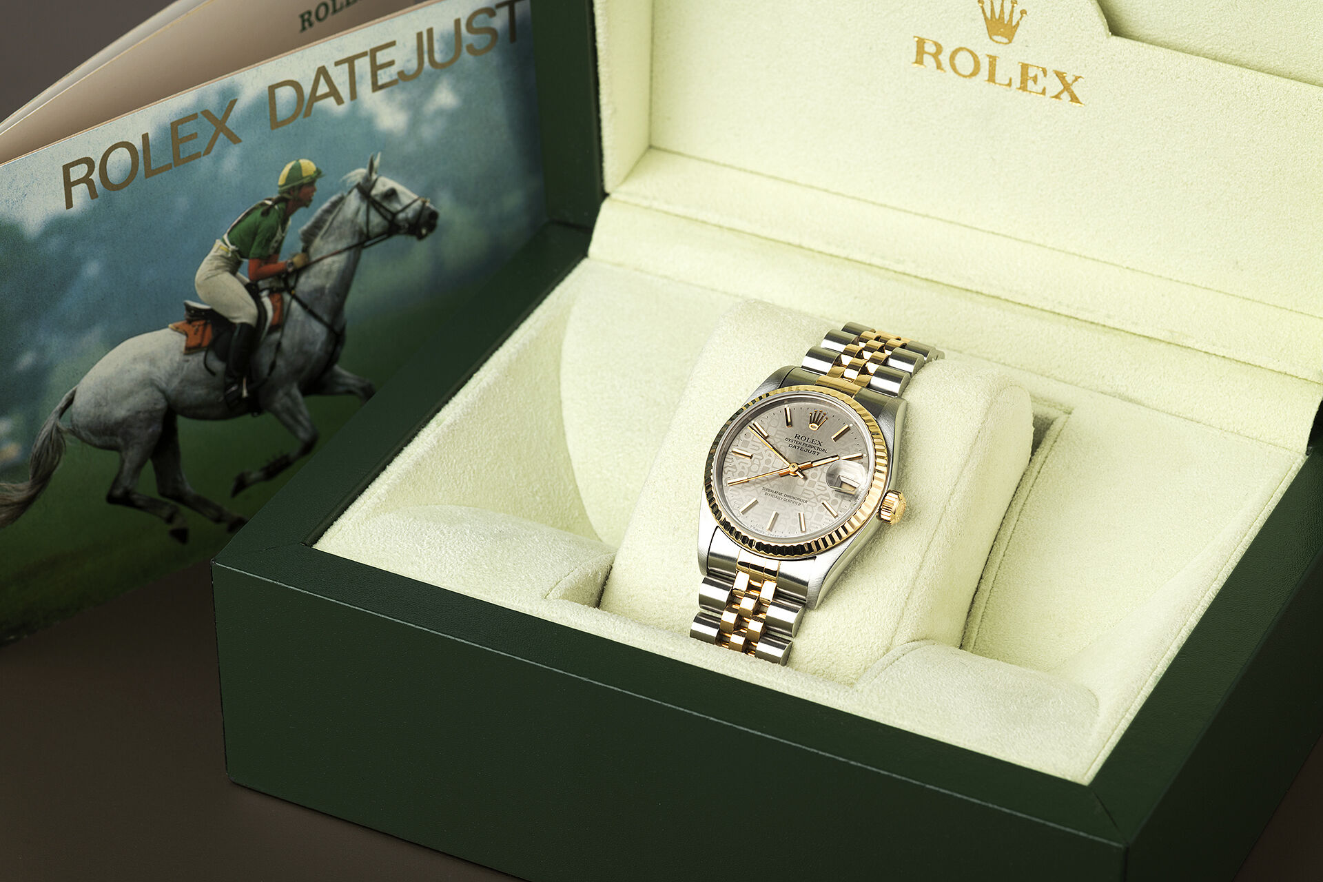 ref 68273 | 'Medium Size' | Rolex Datejust