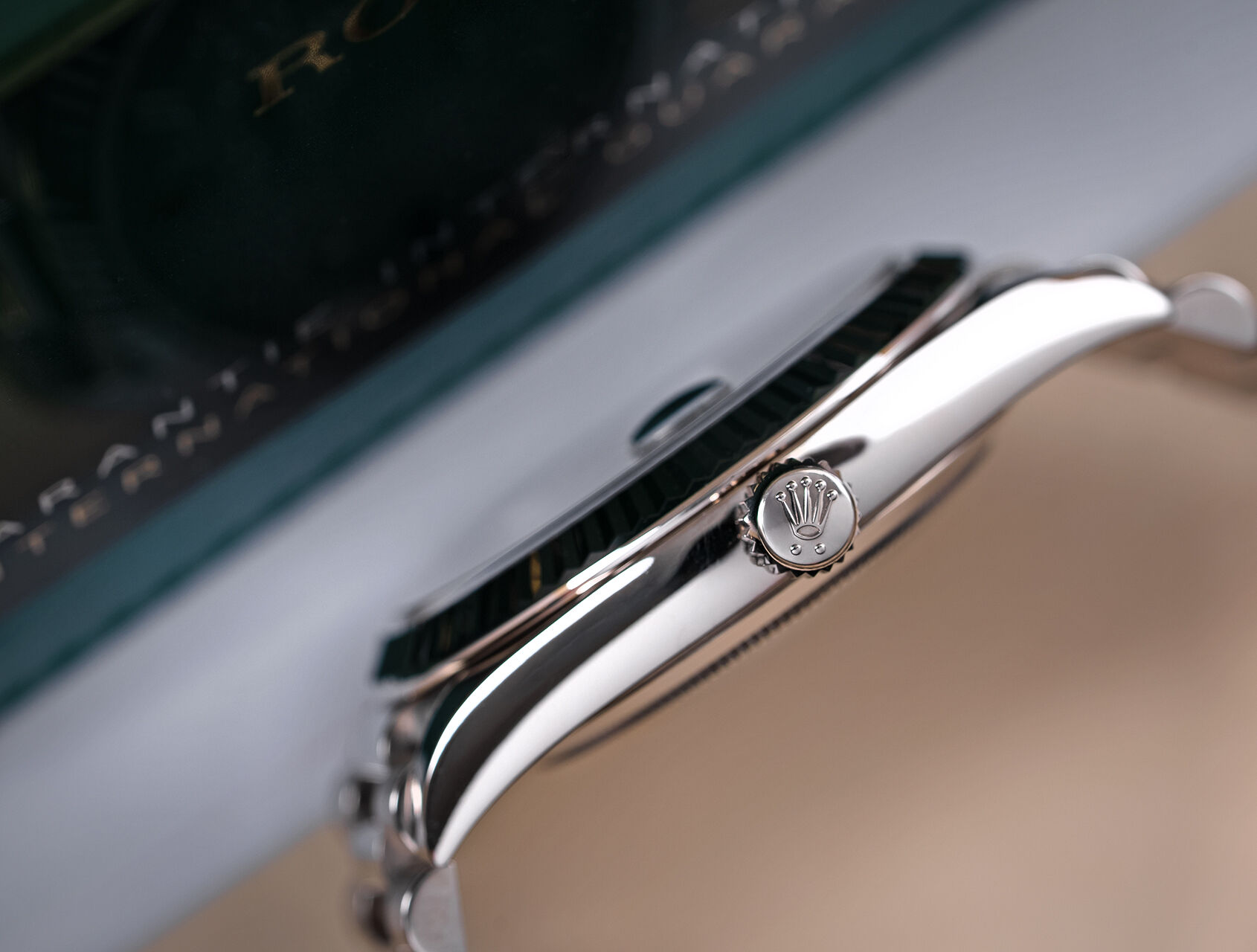 ref 228239 | 228239 - Pavé | Rolex Day-Date