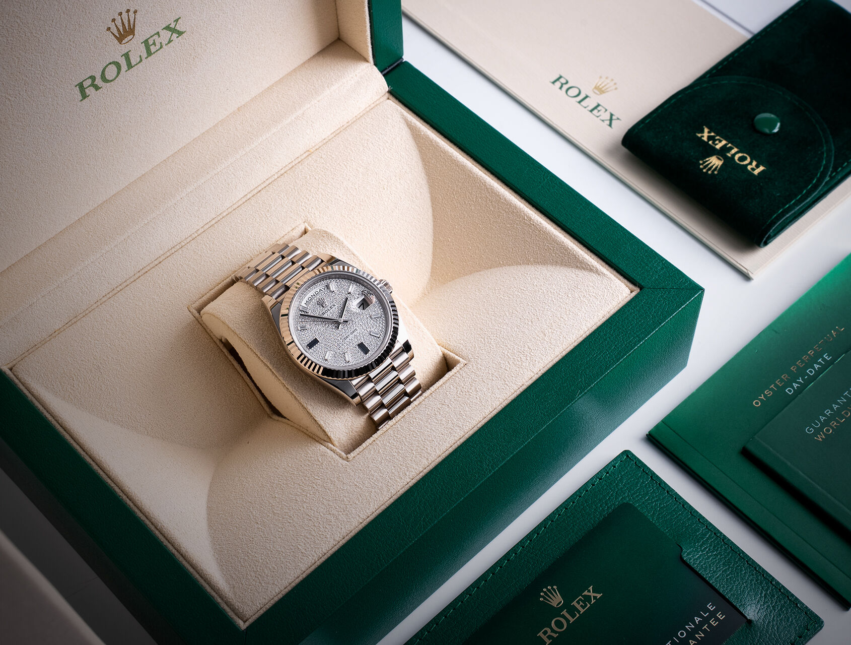 ref 228239 | 228239 - Pavé | Rolex Day-Date