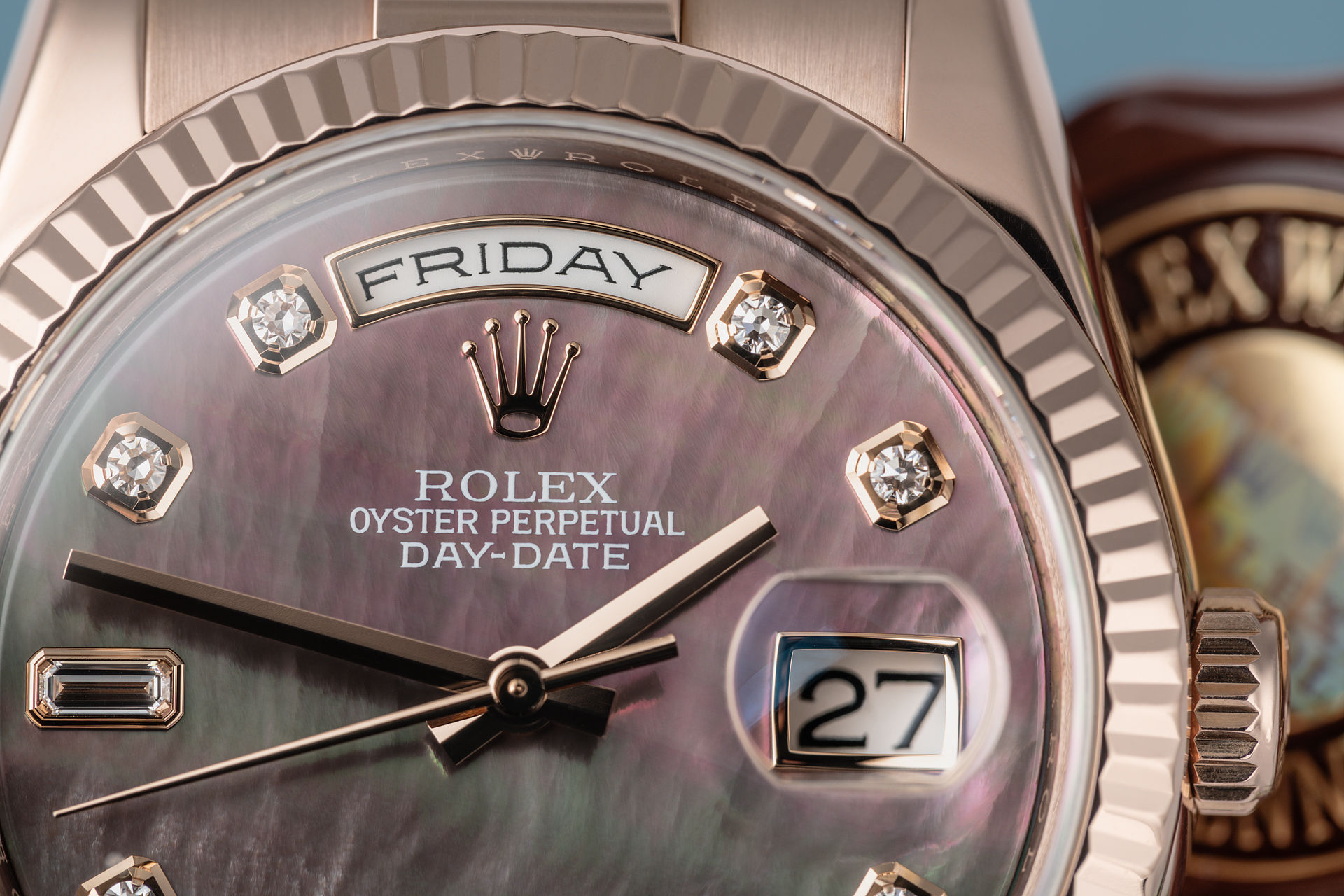 ref 118235 | Mother of Pearl Diamond Dial | Rolex Day-Date