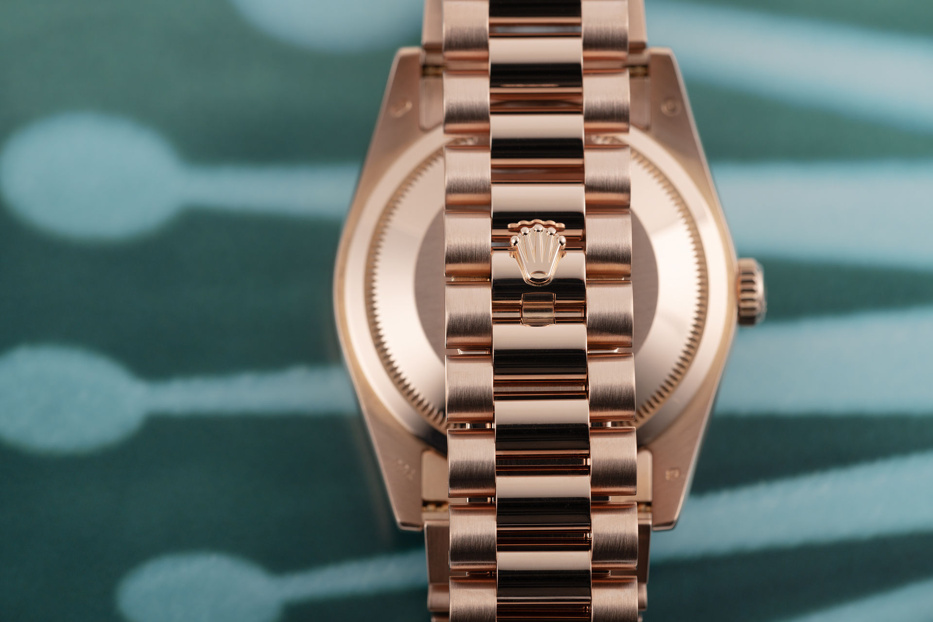 ref 118235 | Mother of Pearl Diamond Dial | Rolex Day-Date