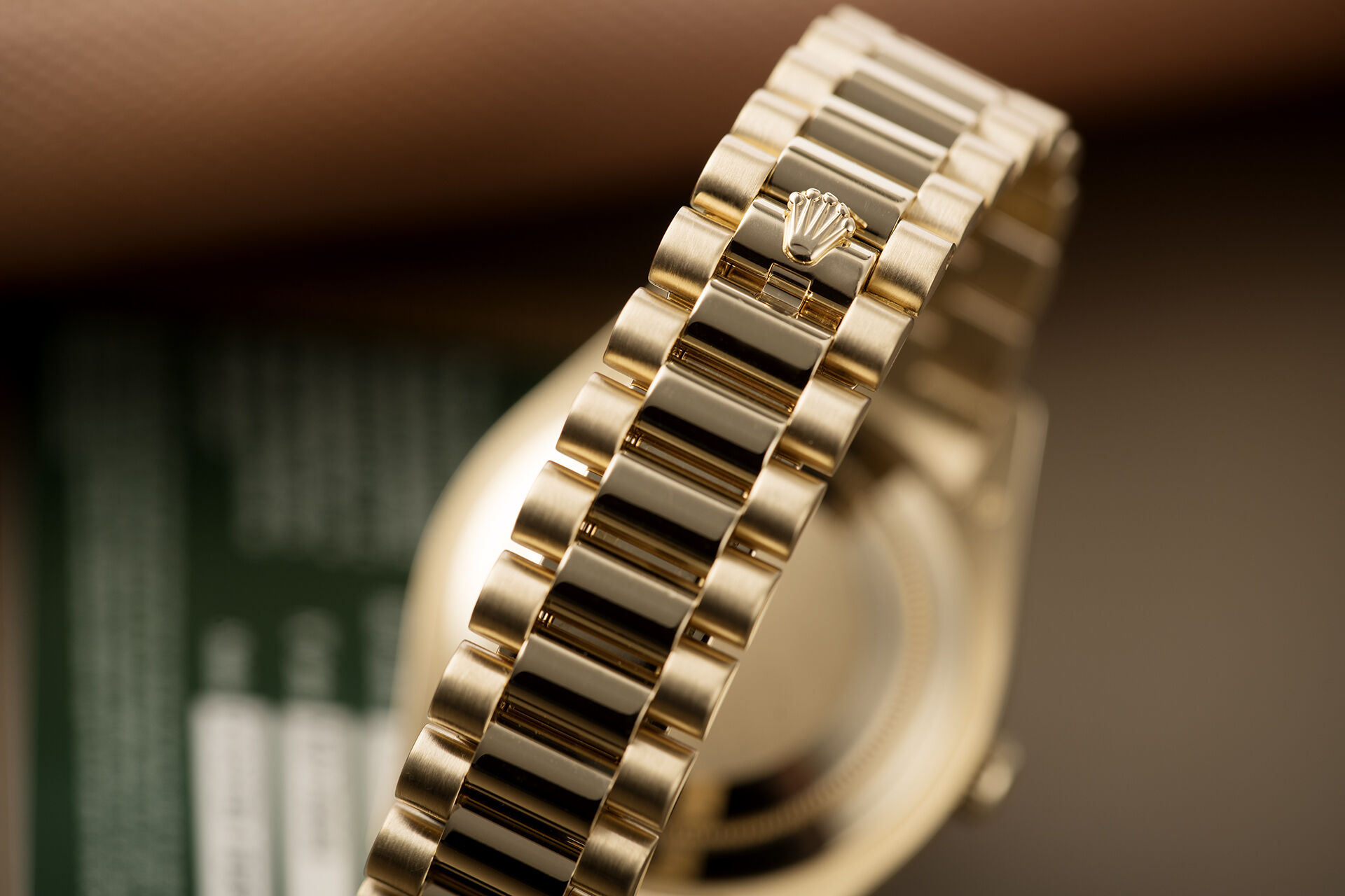 ref 218238 | 'Yellow Gold' Box & Papers | Rolex Day-Date II