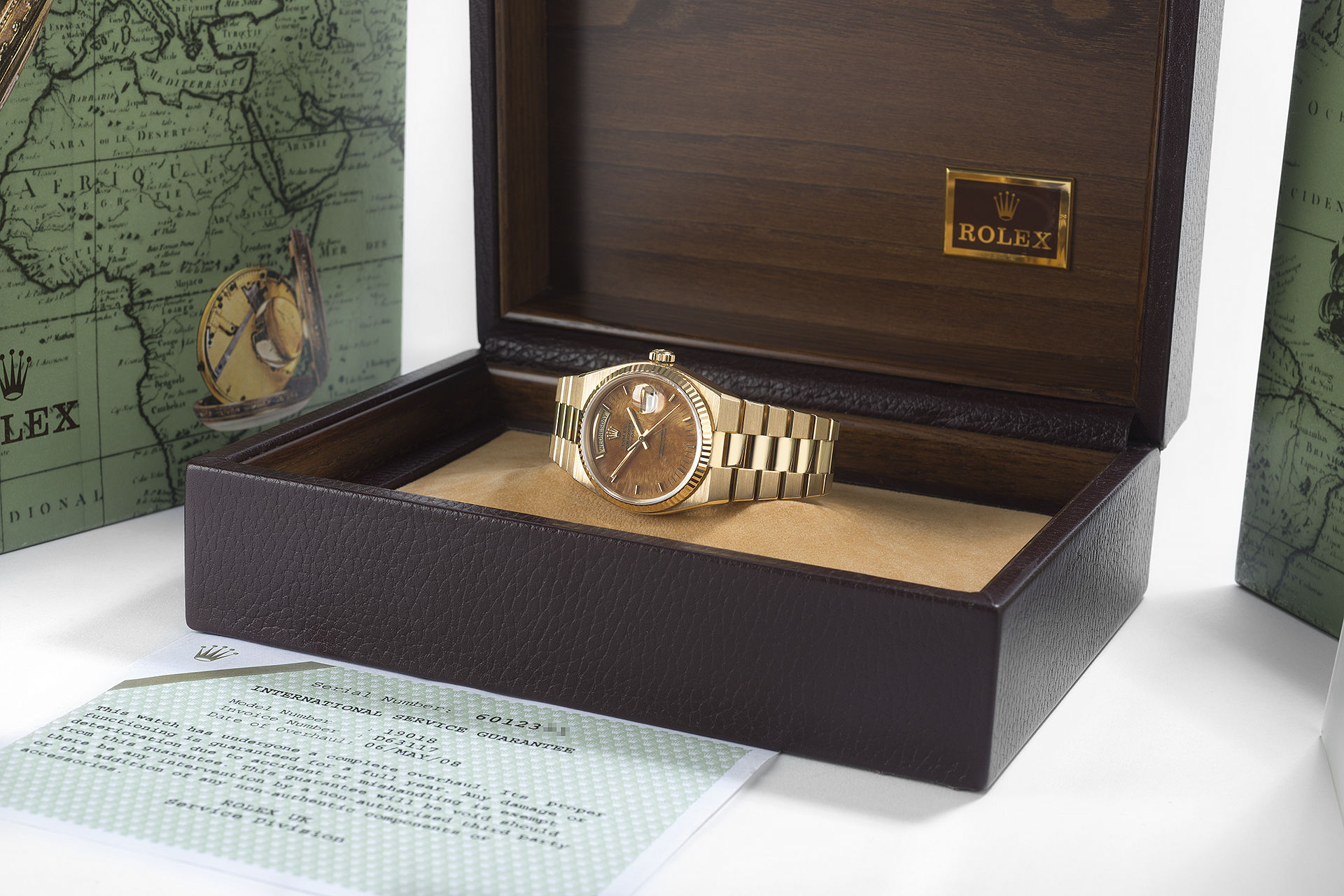 ref 19018 | Oyster Quartz - Rare Wood Dial | Rolex Day-Date