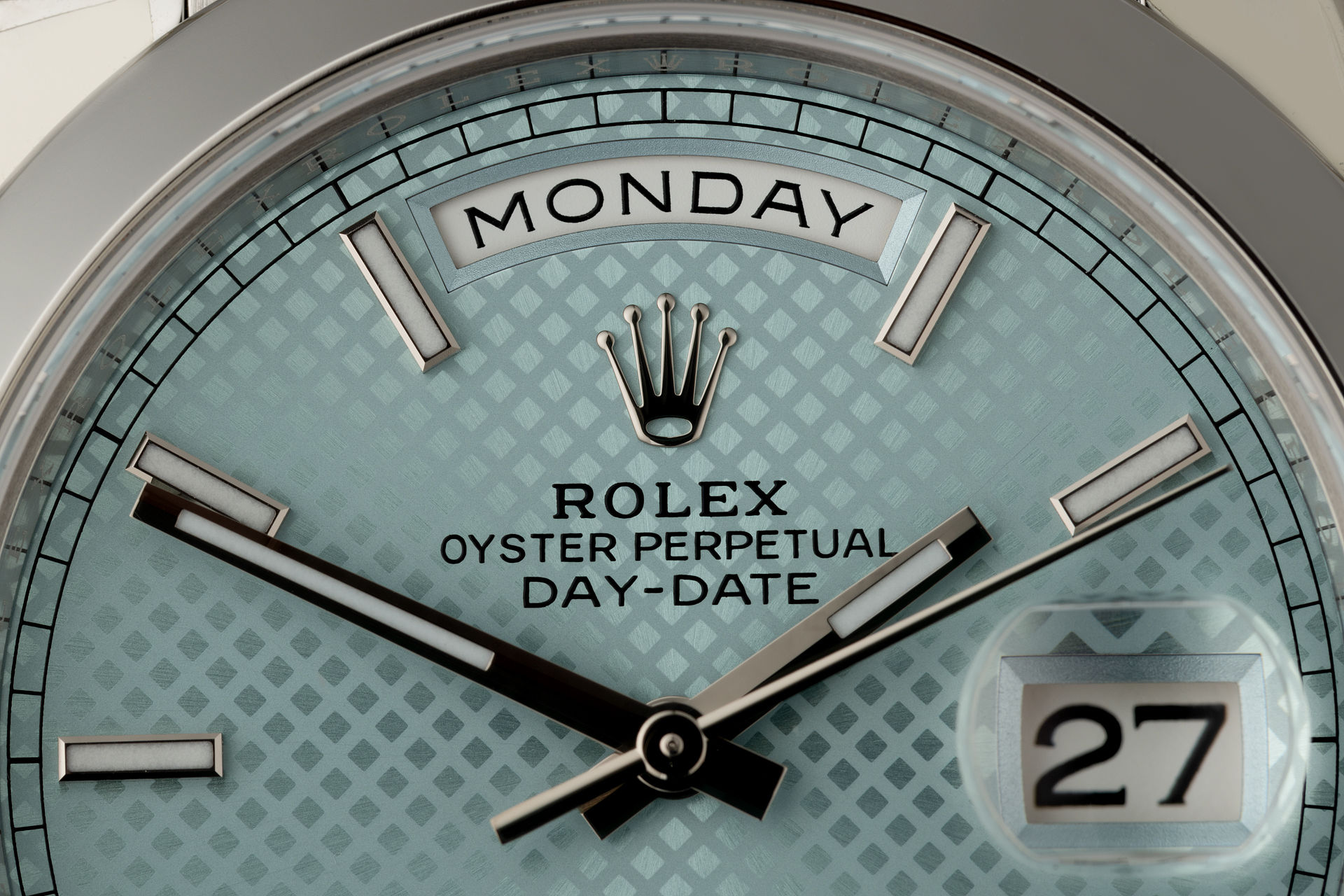 ref 228206 | Platinum 'Ice Blue Dial' | Rolex Day-Date