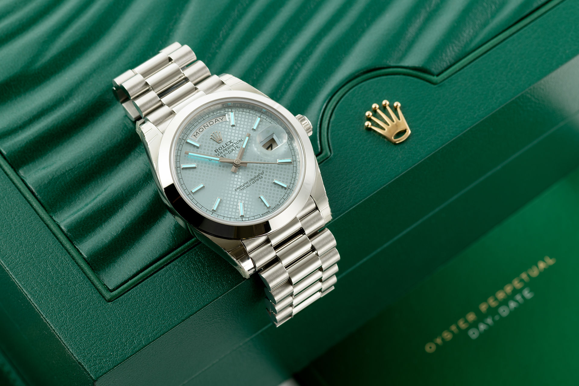 ref 228206 | Platinum 'Ice Blue Dial' | Rolex Day-Date