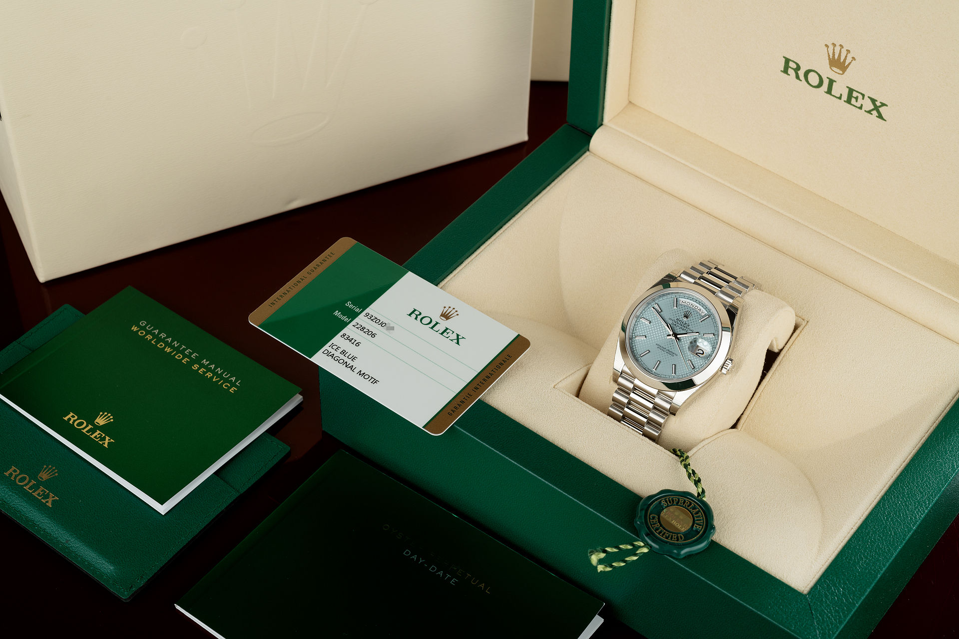 ref 228206 | Platinum 'Ice Blue Dial' | Rolex Day-Date