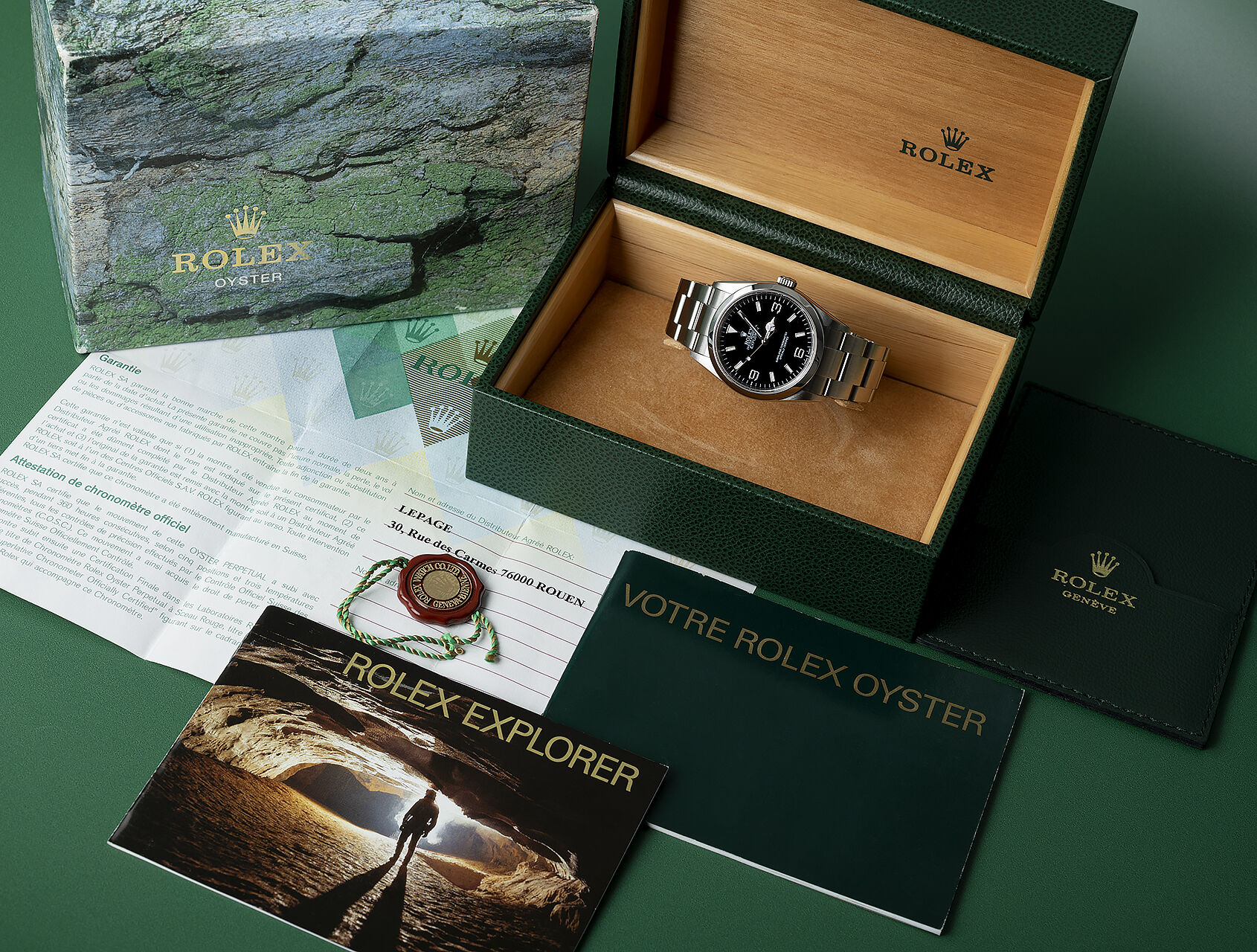 ref 114270 | 114270 - Box & Certificate | Rolex Explorer