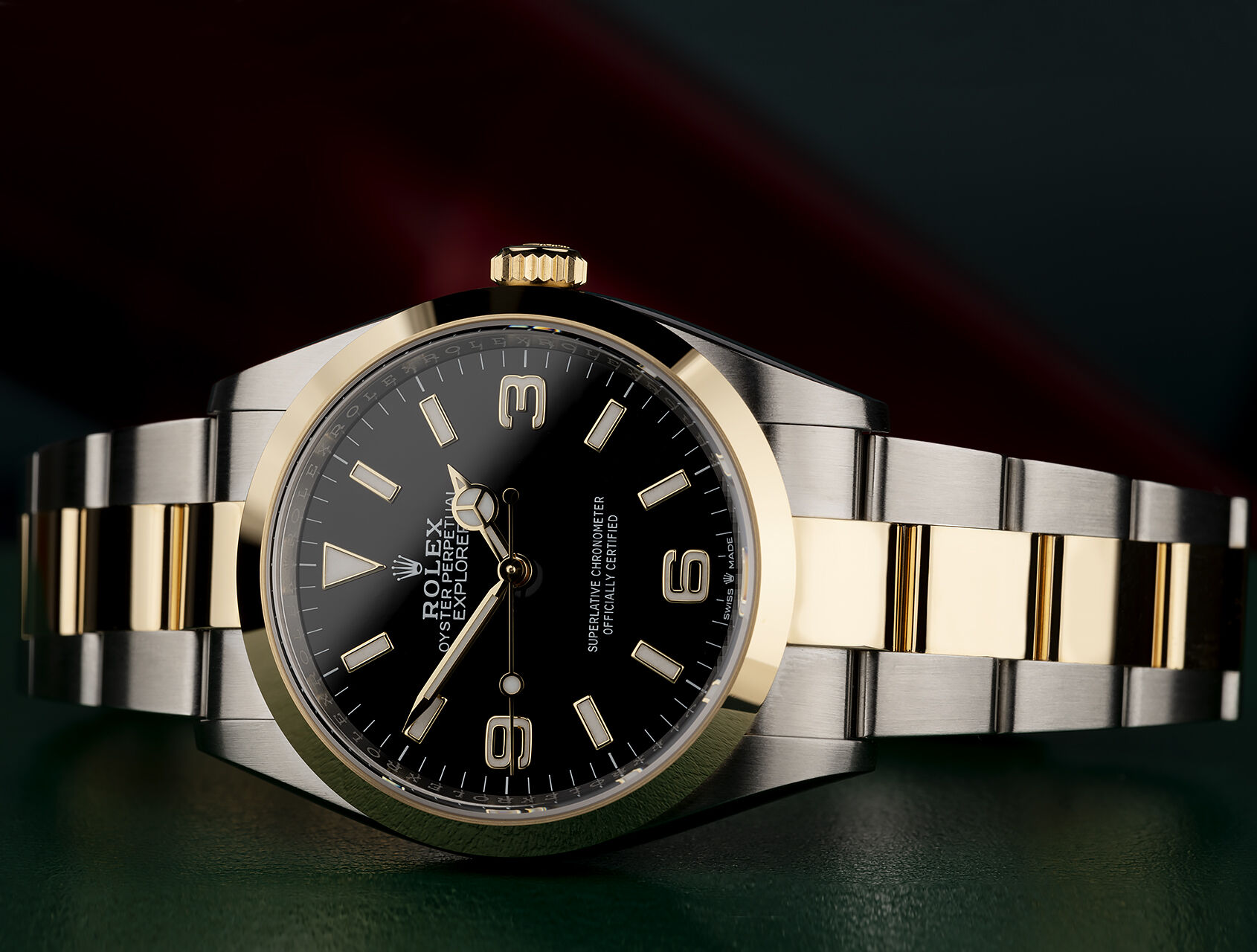 ref 124273 | 124273 - Gold & Steel | Rolex Explorer