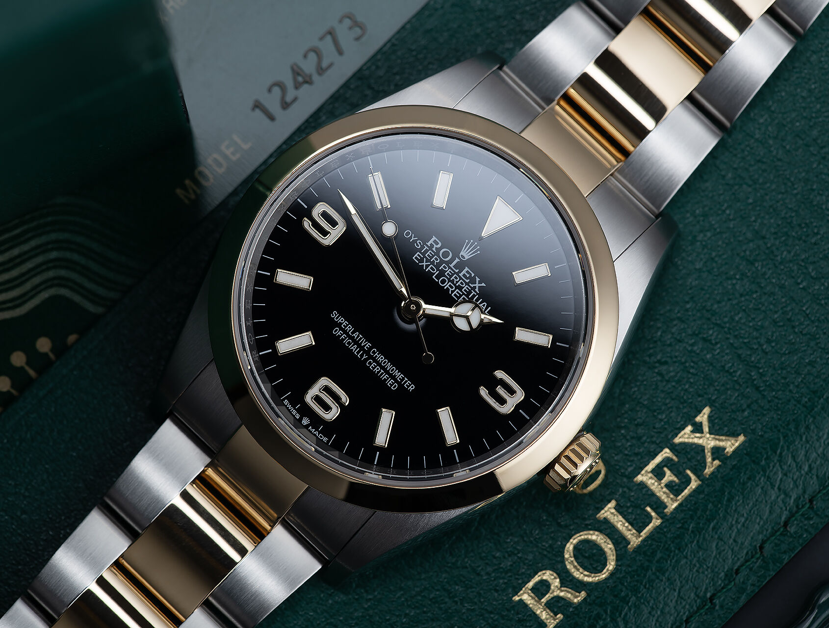 ref 124273 | 124273 - Gold & Steel | Rolex Explorer