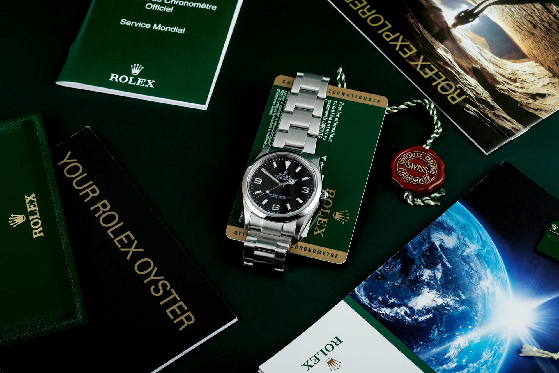 ref 114270 | 'RRR' Box & Certificate | Rolex Explorer