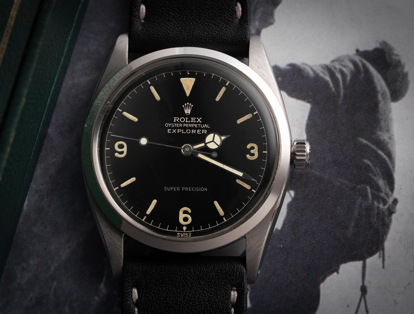 ref 5504 | Gilt Dial 'Exclamation Point' | Rolex Explorer