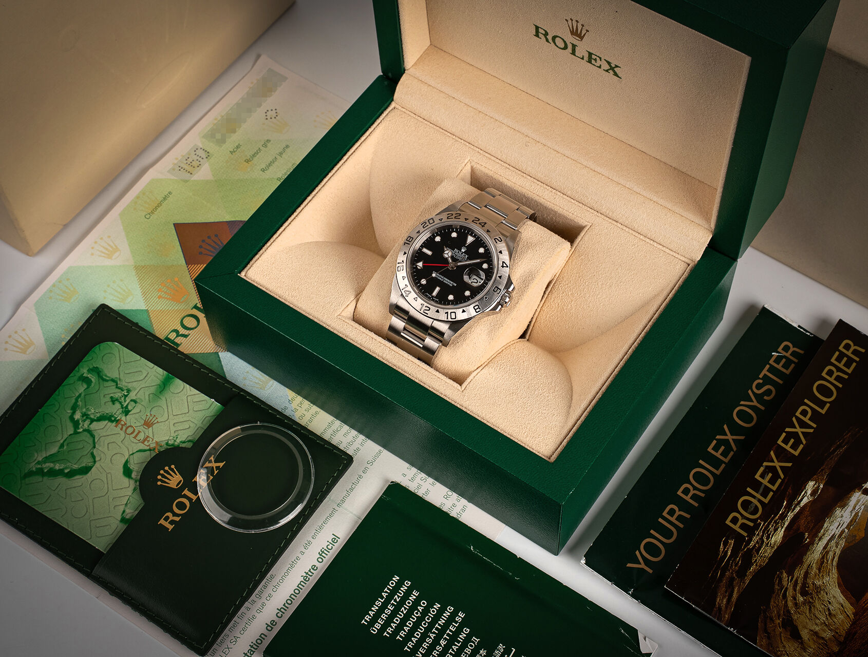 ref 16570 | 16570 - Box & Certificate | Rolex Explorer II
