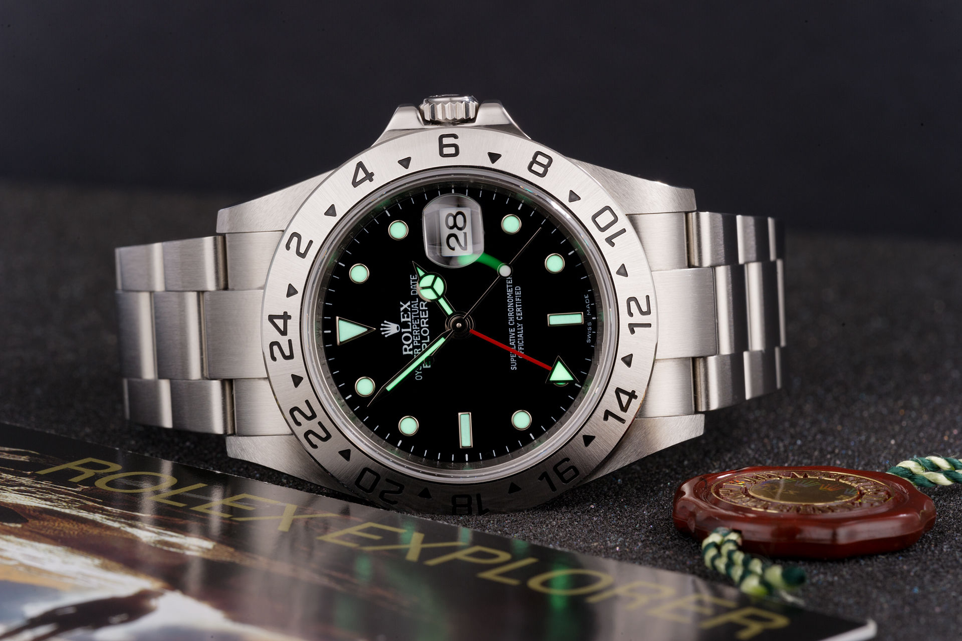 ref 16570 | '3186 Calibre' Full Set | Rolex Explorer II