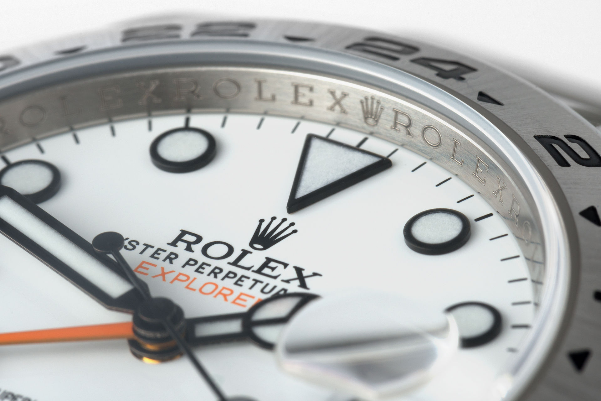 ref 216570 | 42mm Orange Hand | Rolex Explorer II