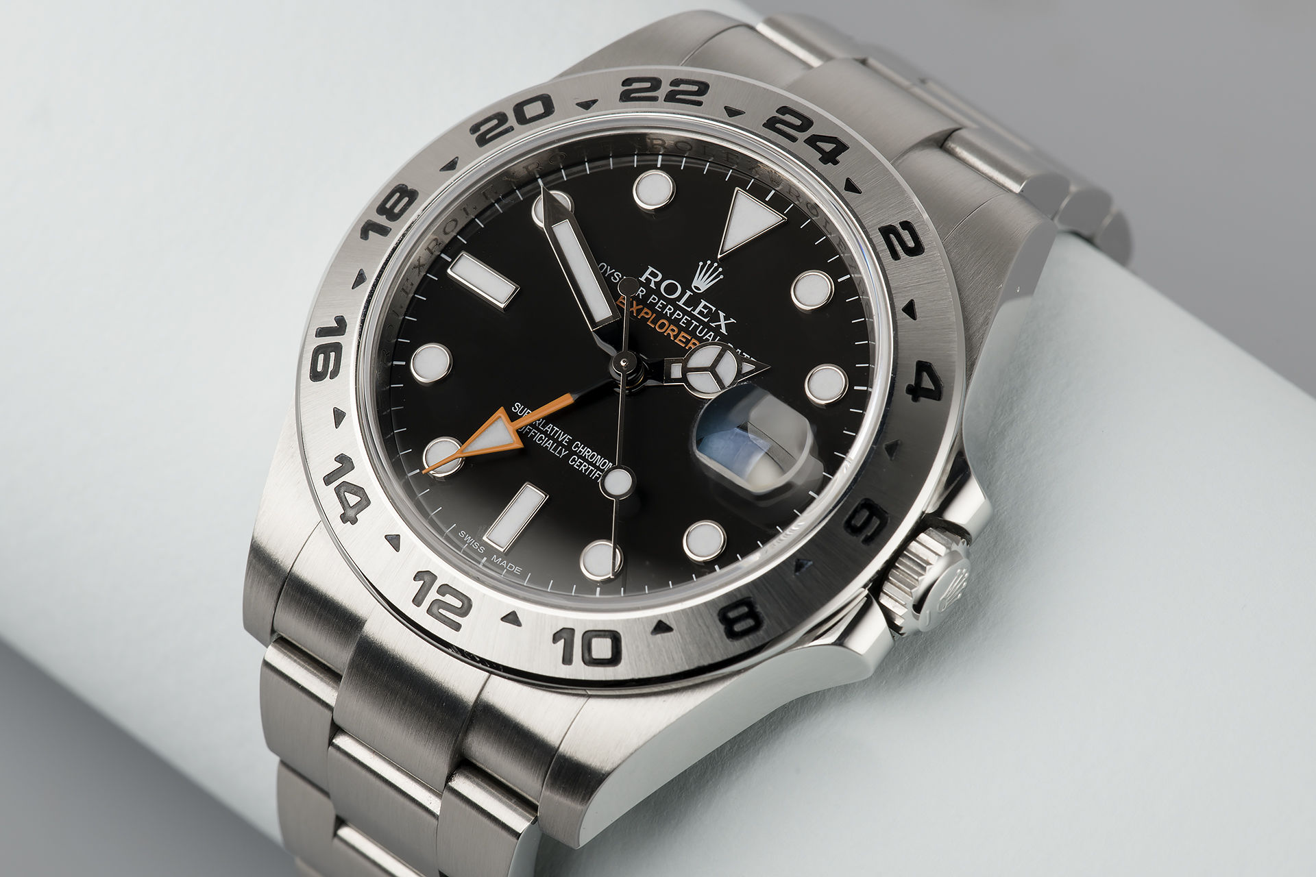 ref 216570 | Box & Certificate | Rolex Explorer II