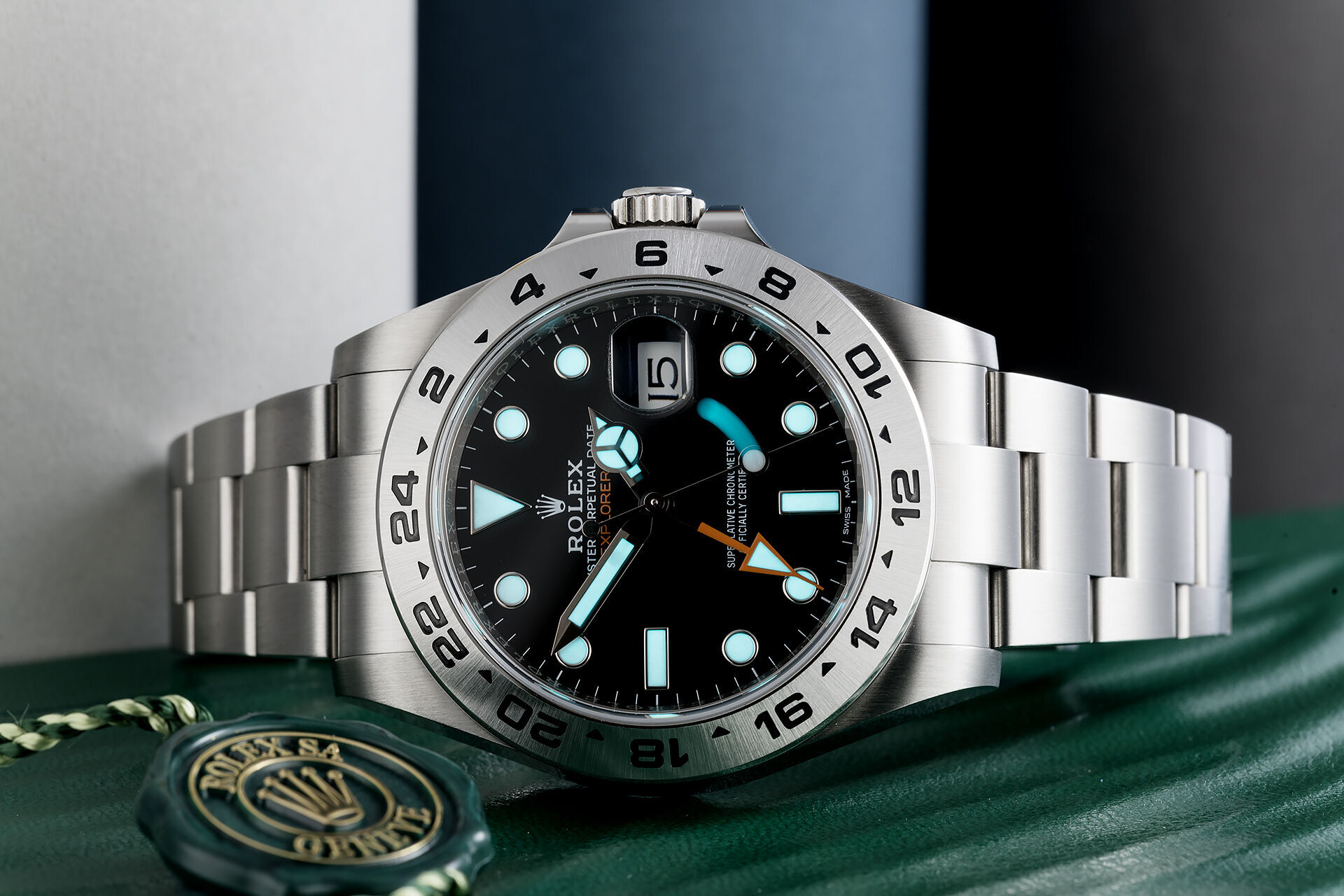 ref 216570 | Box & Certificate  | Rolex Explorer II