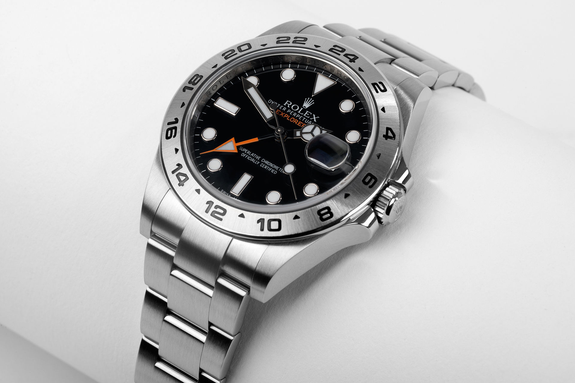 ref 216570 | Latest 42mm 'Orange Hand' | Rolex Explorer II