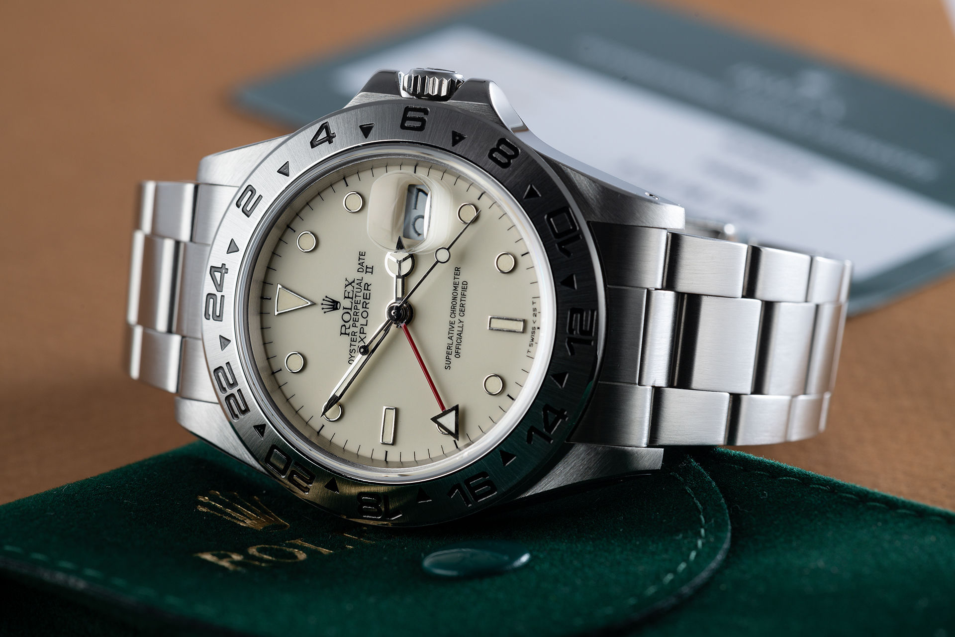 ref 16550 | Rare 'Non Rail' Transitional Model | Rolex Explorer II