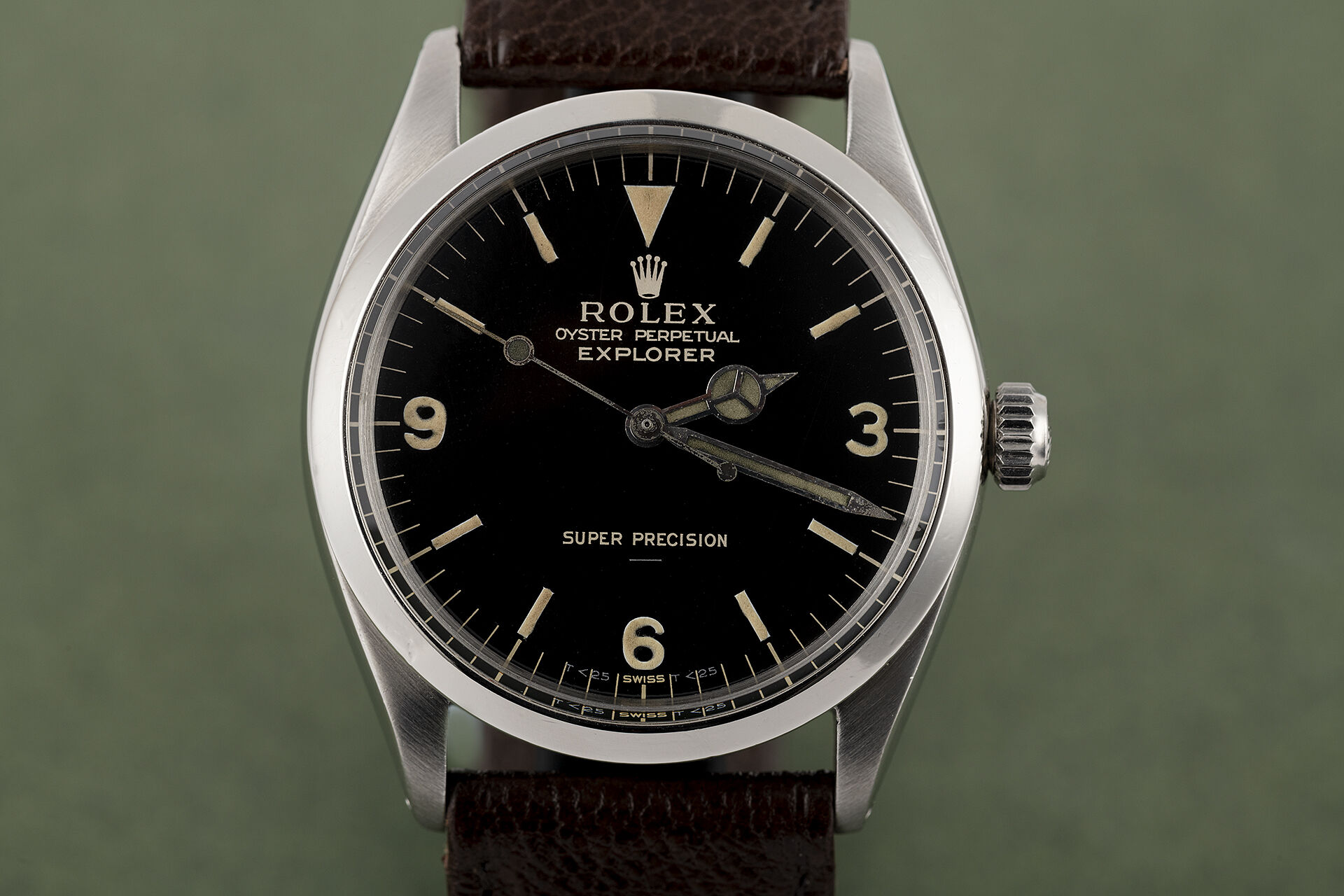 ref 5500 | 'Regiment Number' | Rolex Explorer