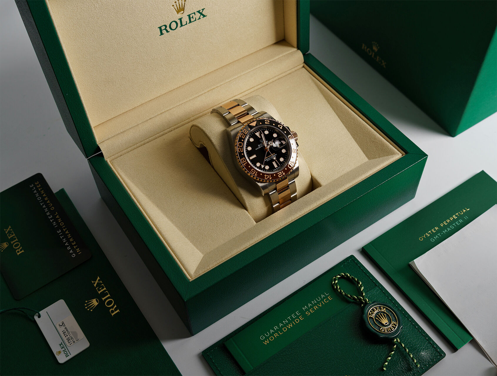 ref 126711CHNR | 126711CHNR - Root Beer | Rolex GMT-Master II
