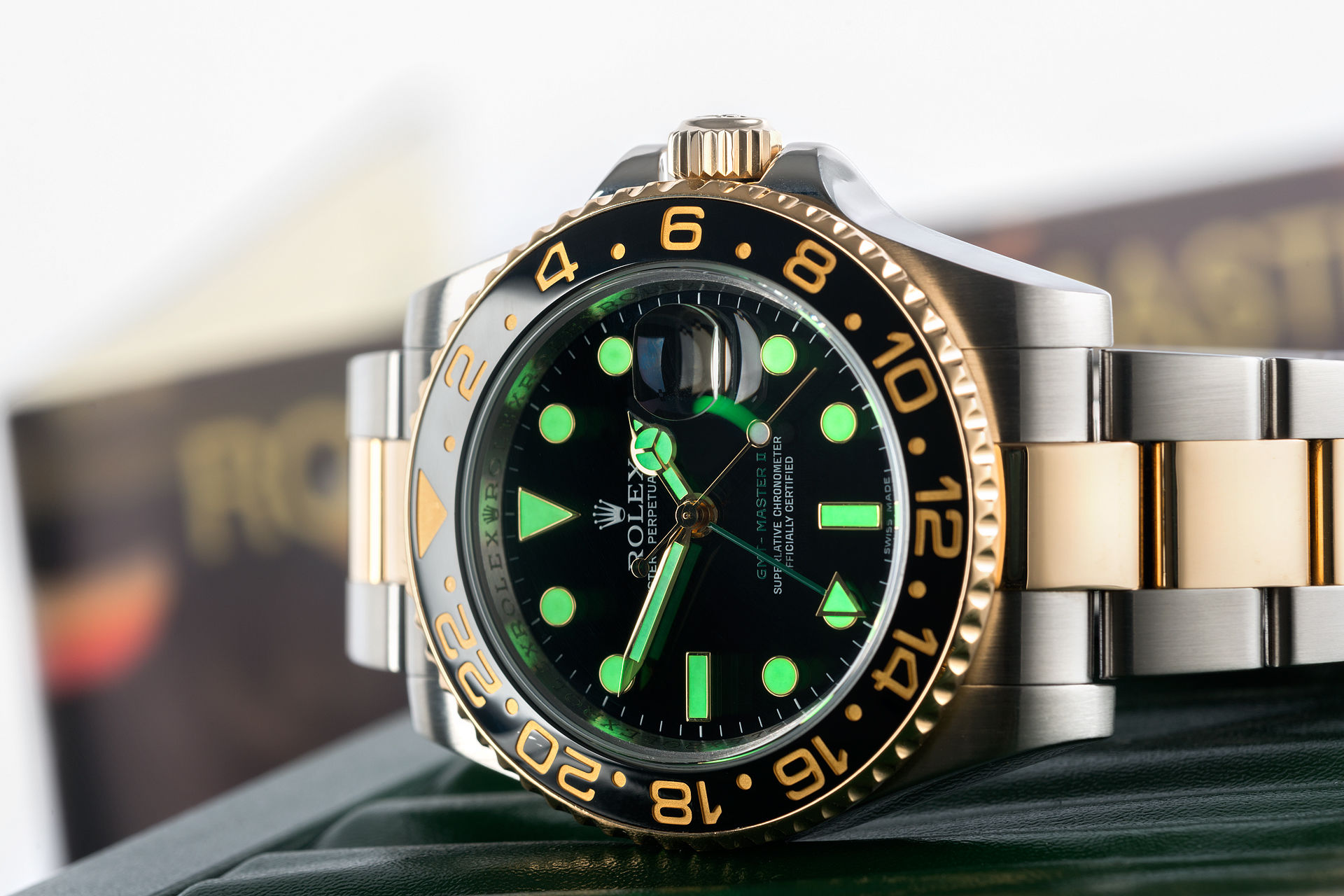 ref 116713LN | Gold & Steel 'Cerachrom' | Rolex GMT-Master II