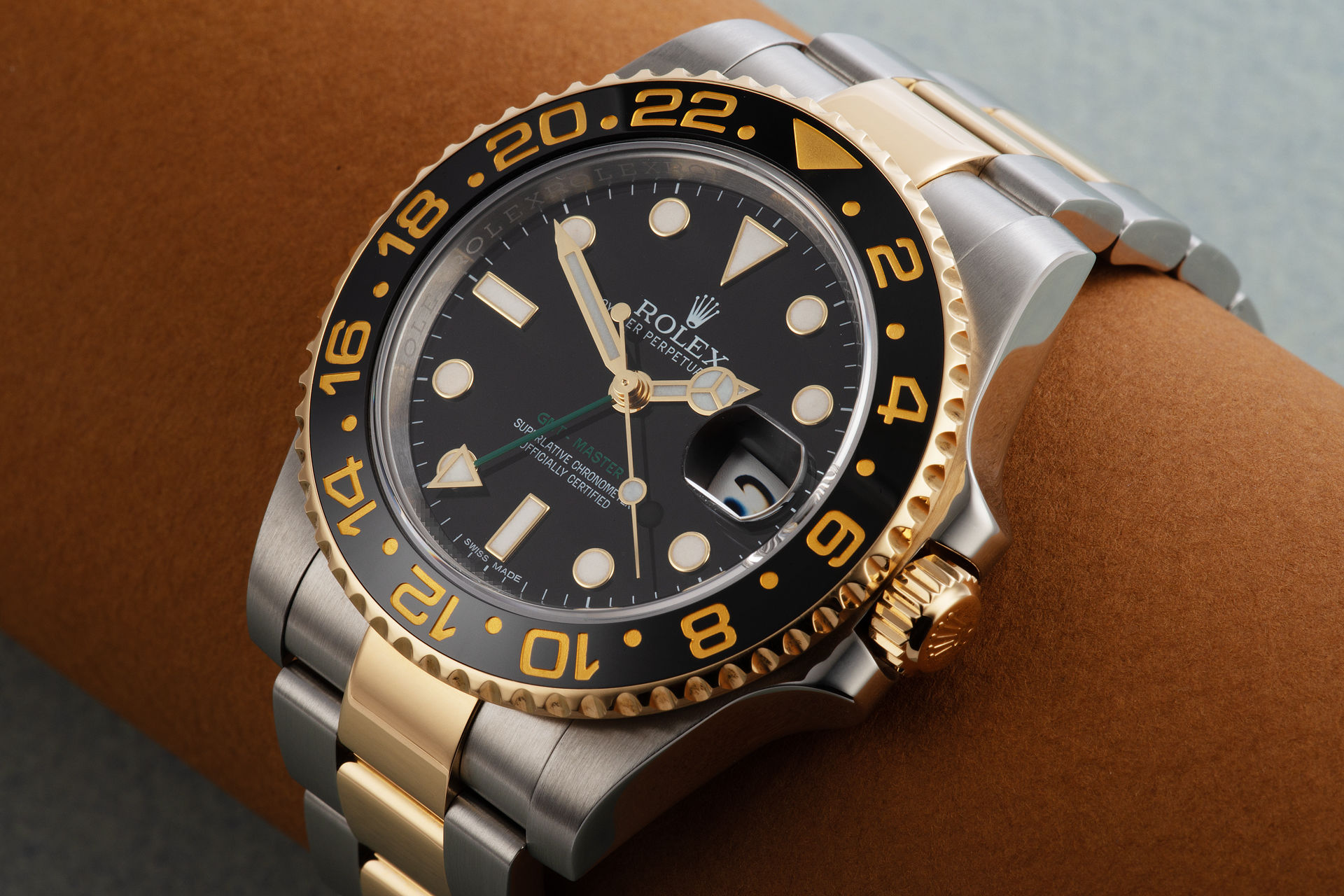 ref 116713LN | Gold & Steel 'Rolex Warranty' | Rolex GMT-Master II