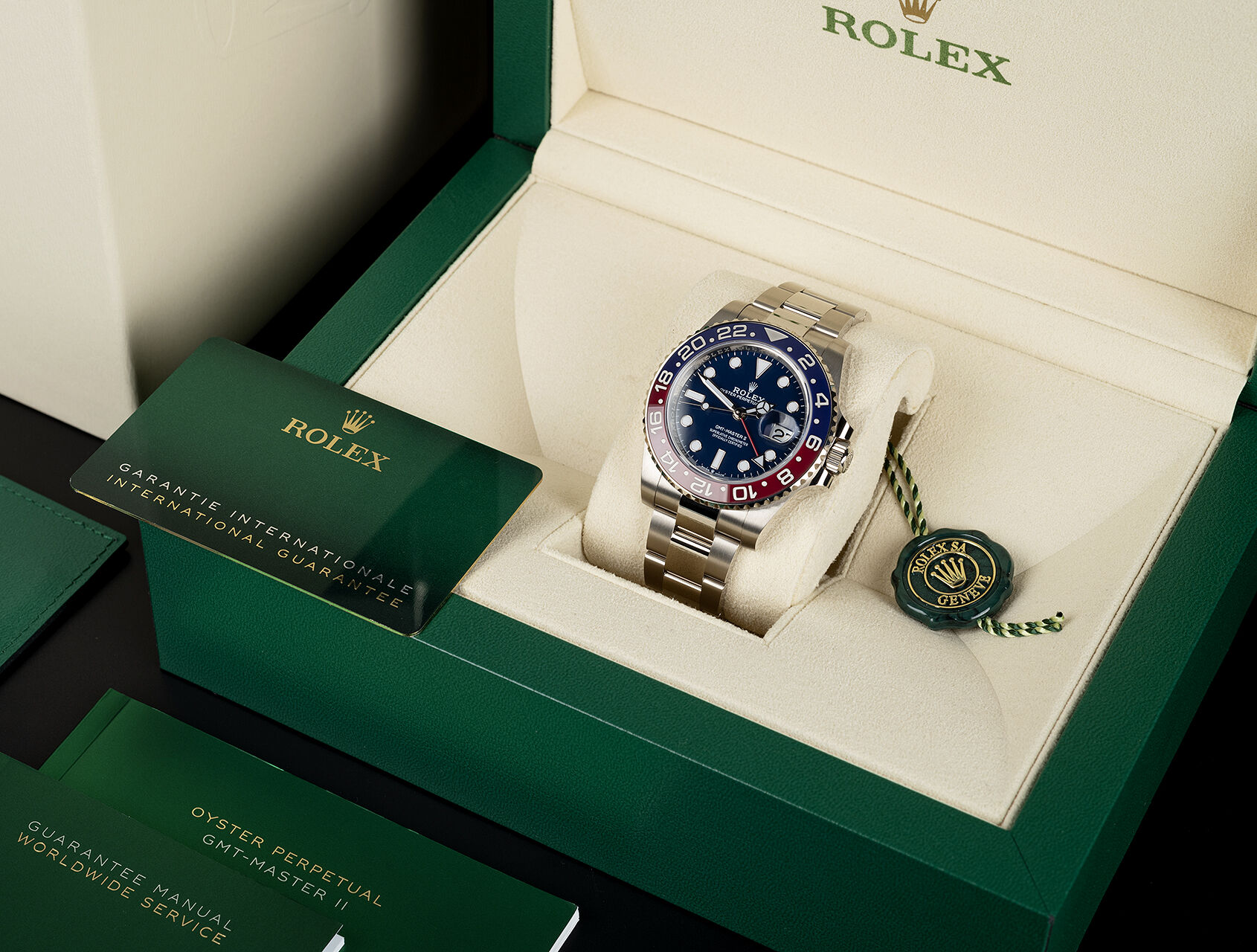 ref 126719BLRO | 126719BLRO - 'Pepsi Max' | Rolex GMT-Master II